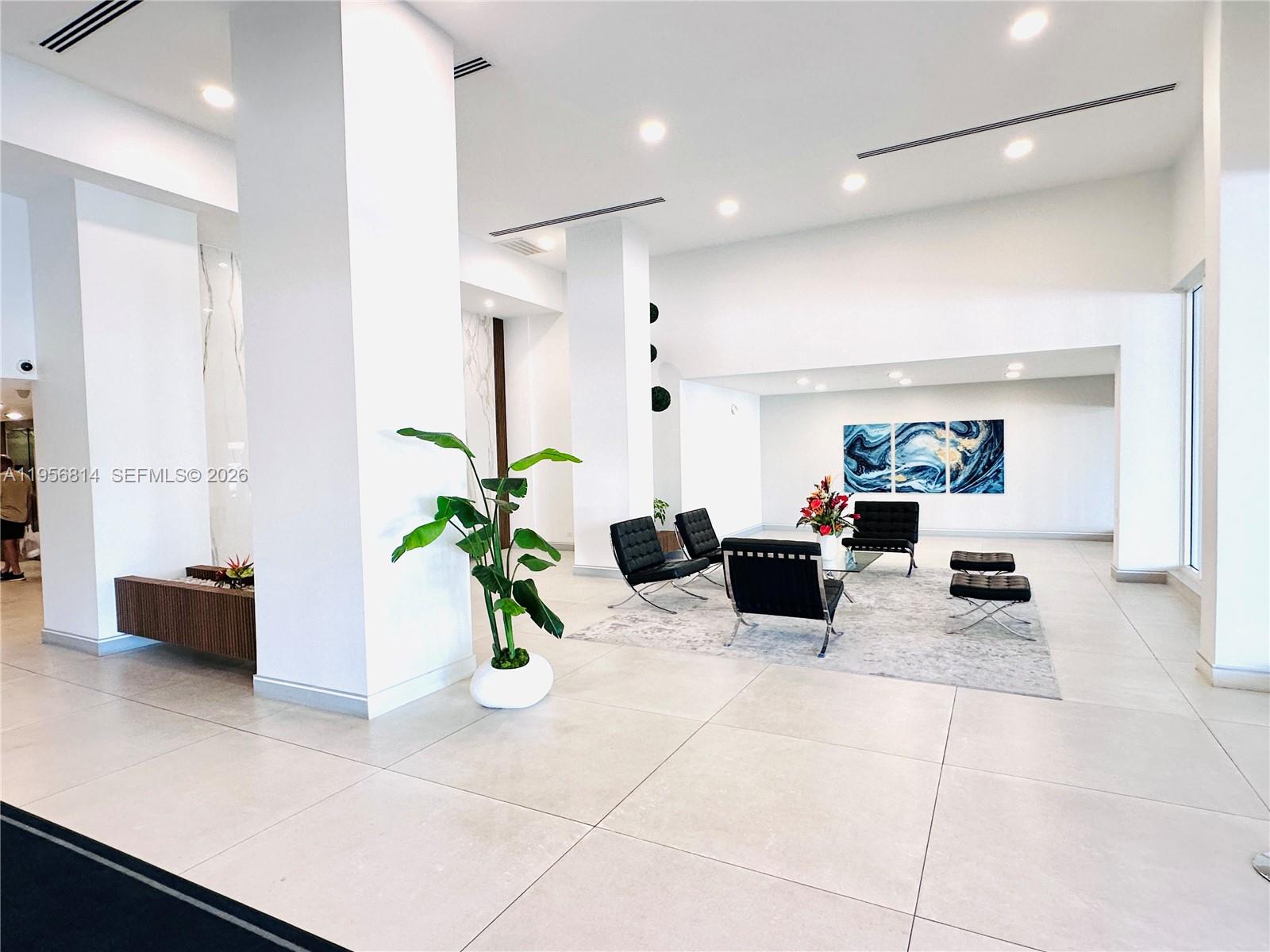 image Winston Towers 3005