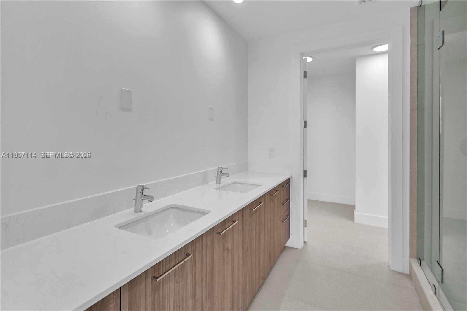 151 N Seabreeze Blvd #2003E Fort Lauderdale, FL 33304