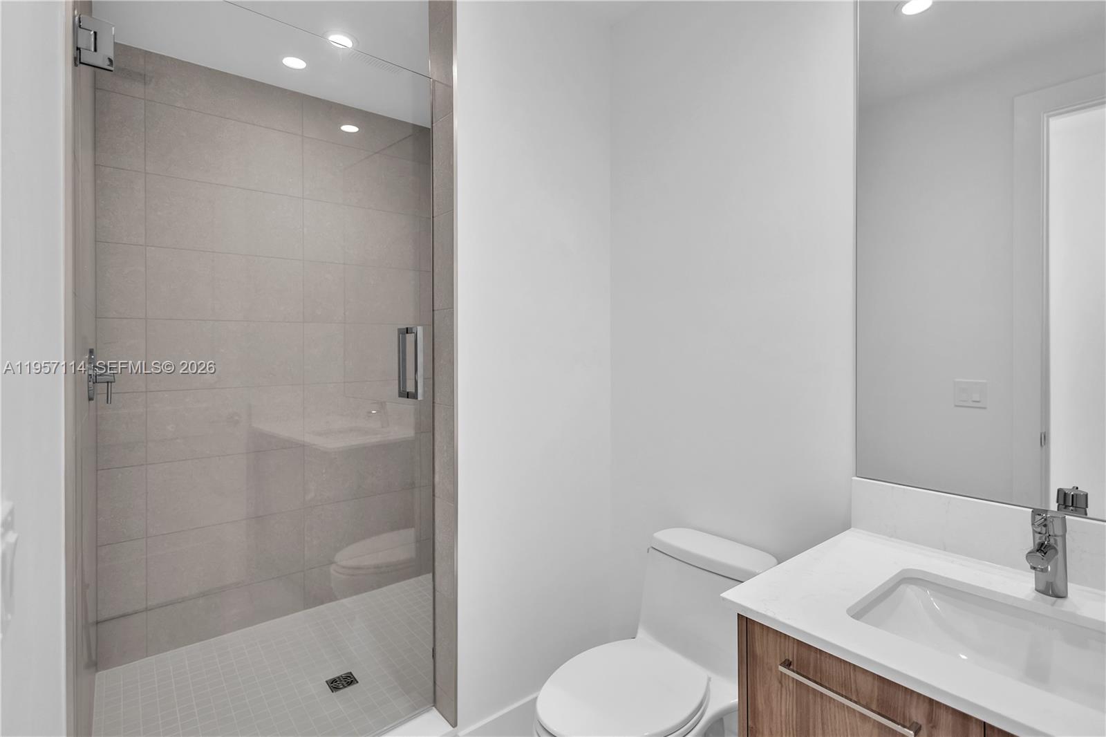 151 N Seabreeze Blvd #2003E Fort Lauderdale, FL 33304