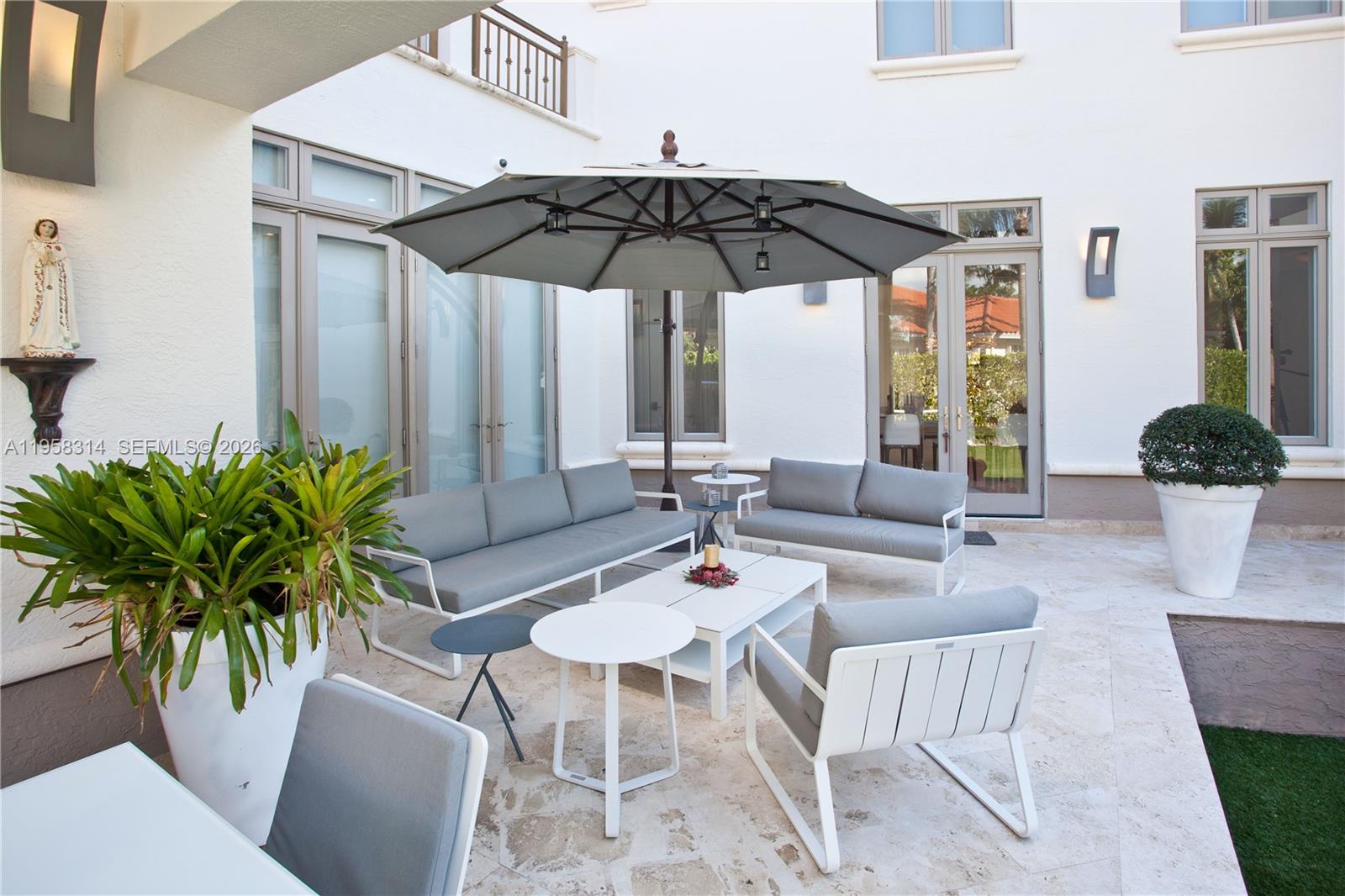 165 Paloma Dr Coral Gables, FL 33143