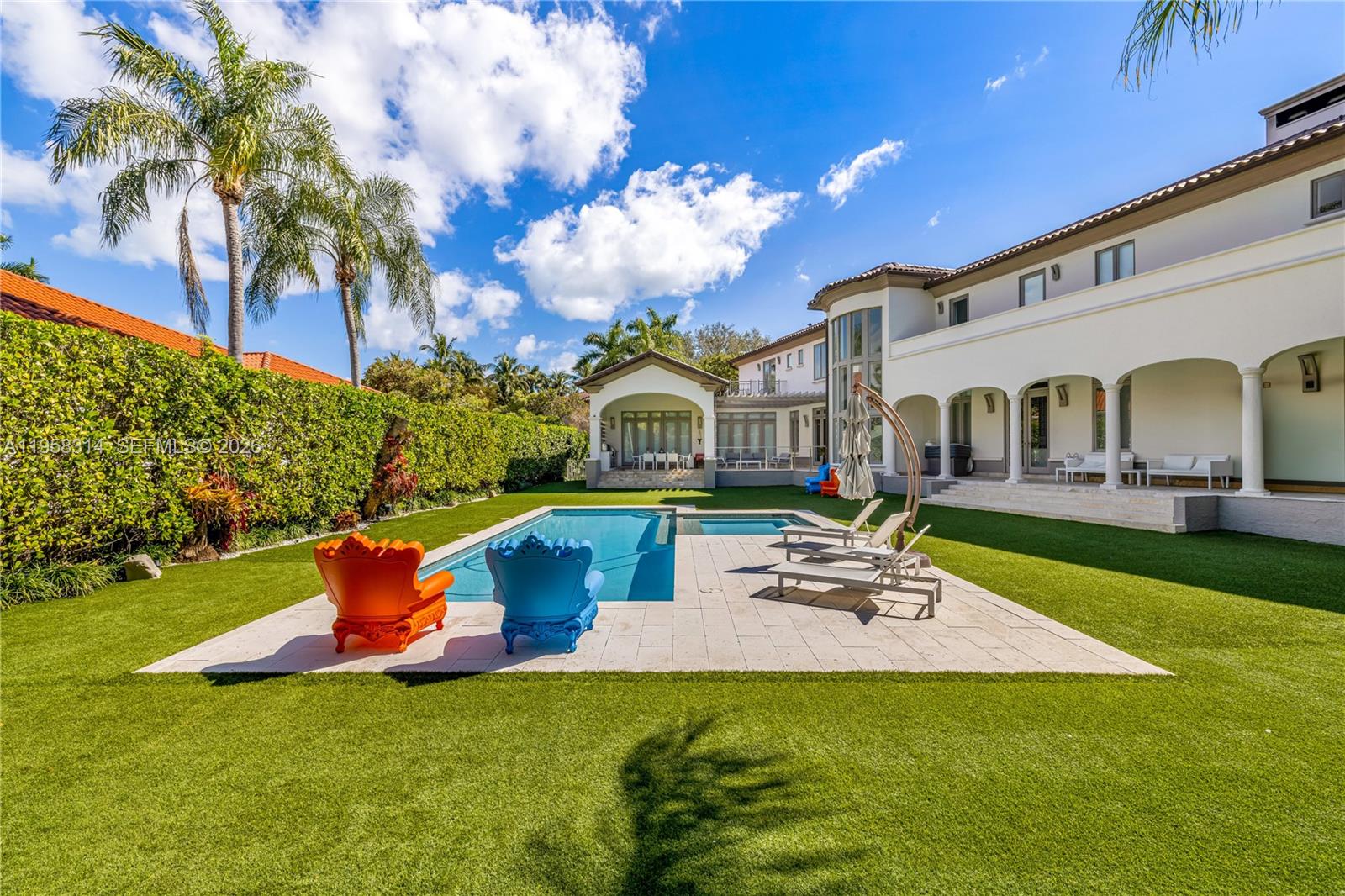 165 Paloma Dr Coral Gables, FL 33143