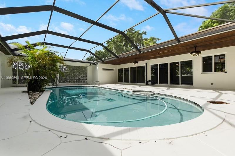 4731 Pierce St Hollywood, FL 33021