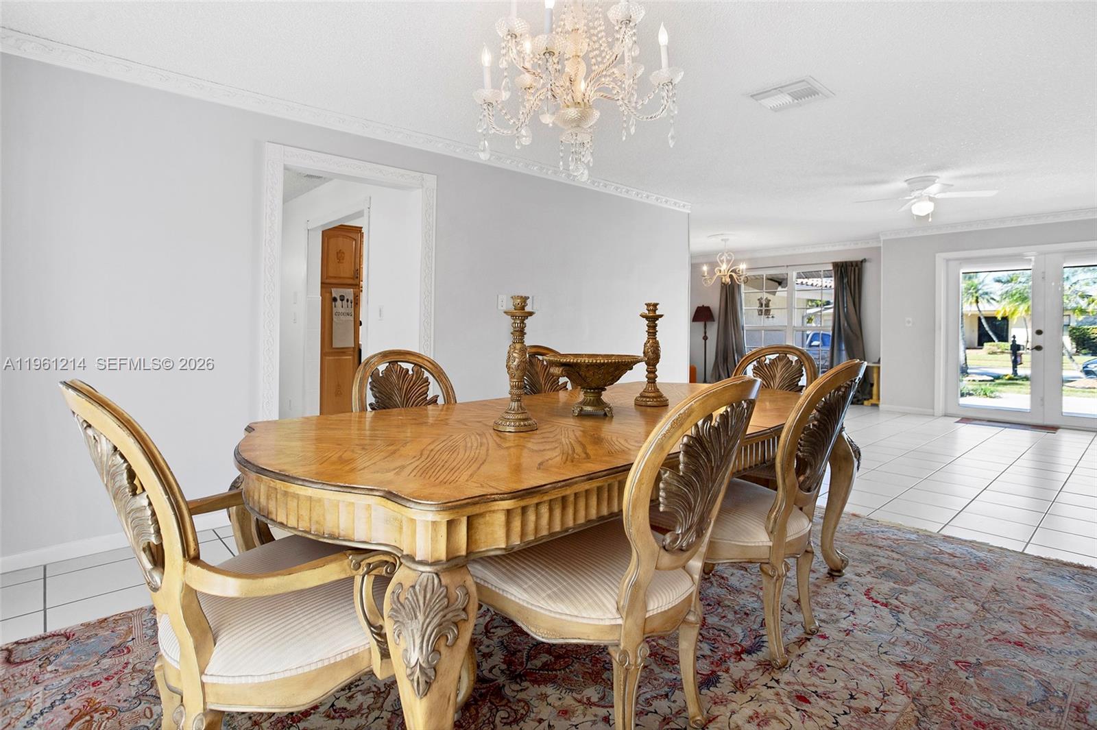 570 Royal Poinciana Ct Weston, FL 33326