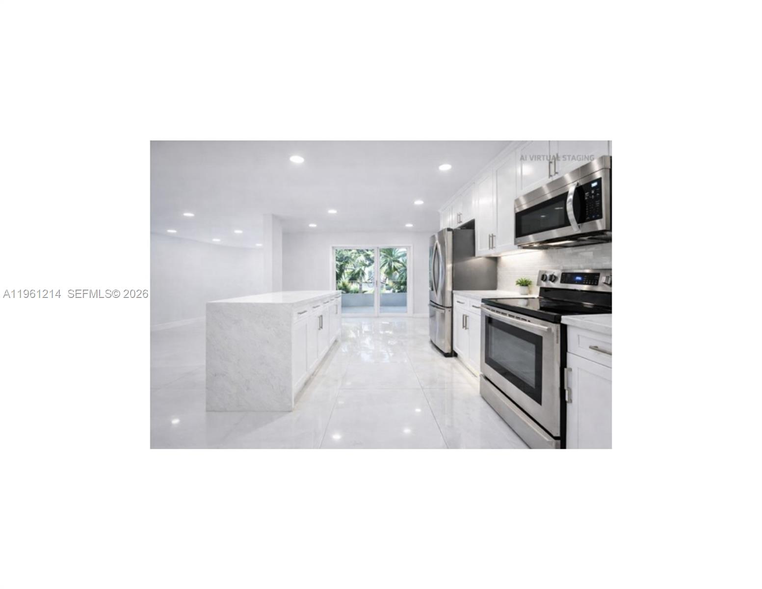 570 Royal Poinciana Ct Weston, FL 33326