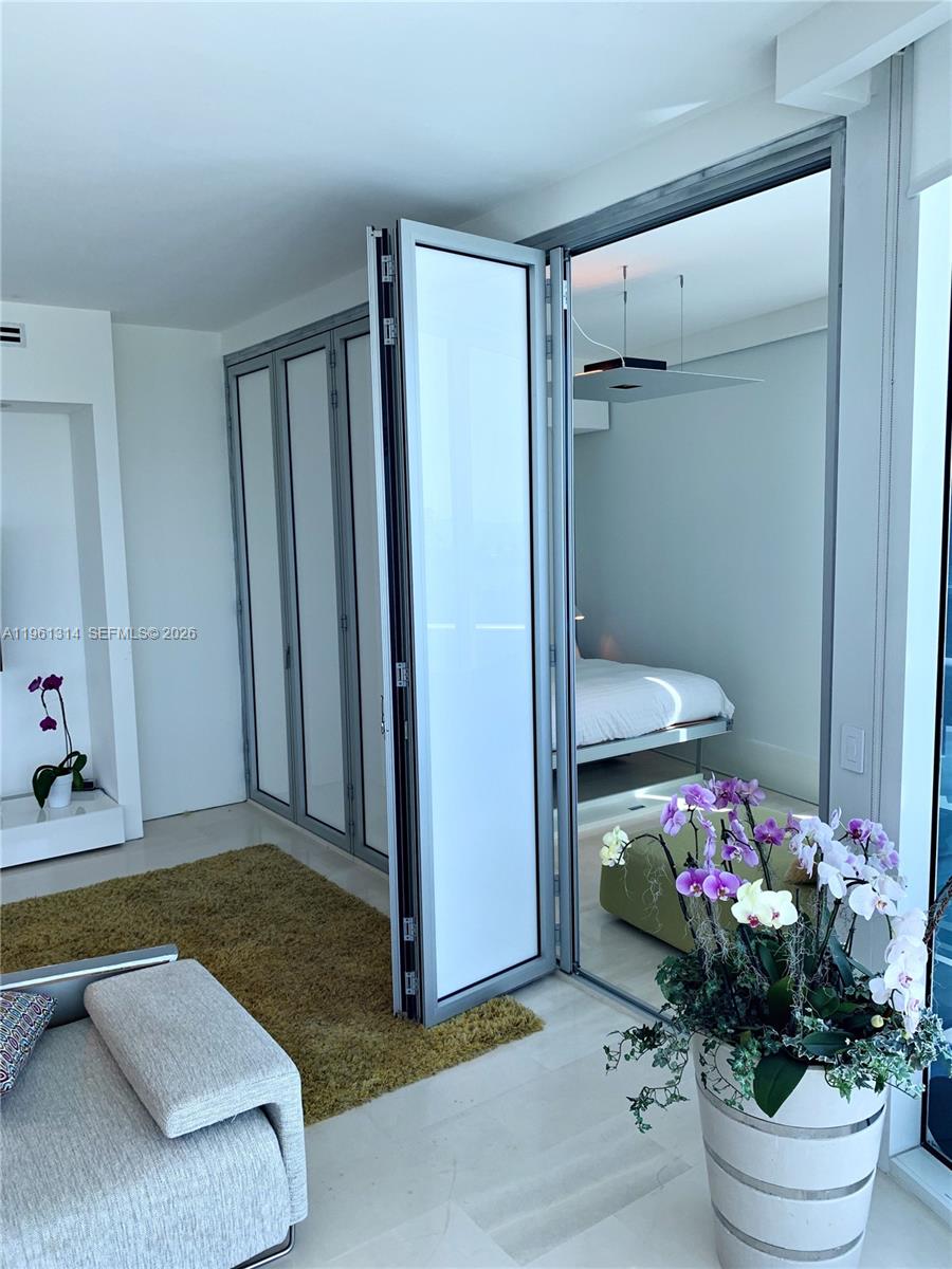 image Continuum South Beach South Tower12