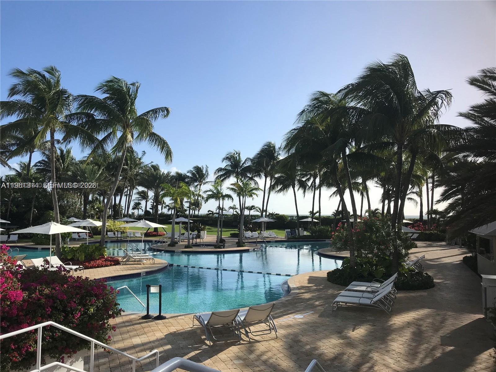 image Continuum South Beach South Tower31