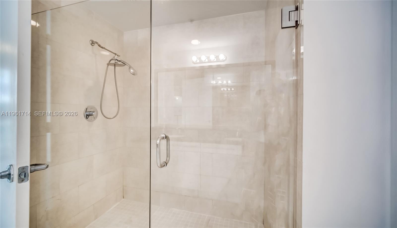 image The Ivy at Riverfront21