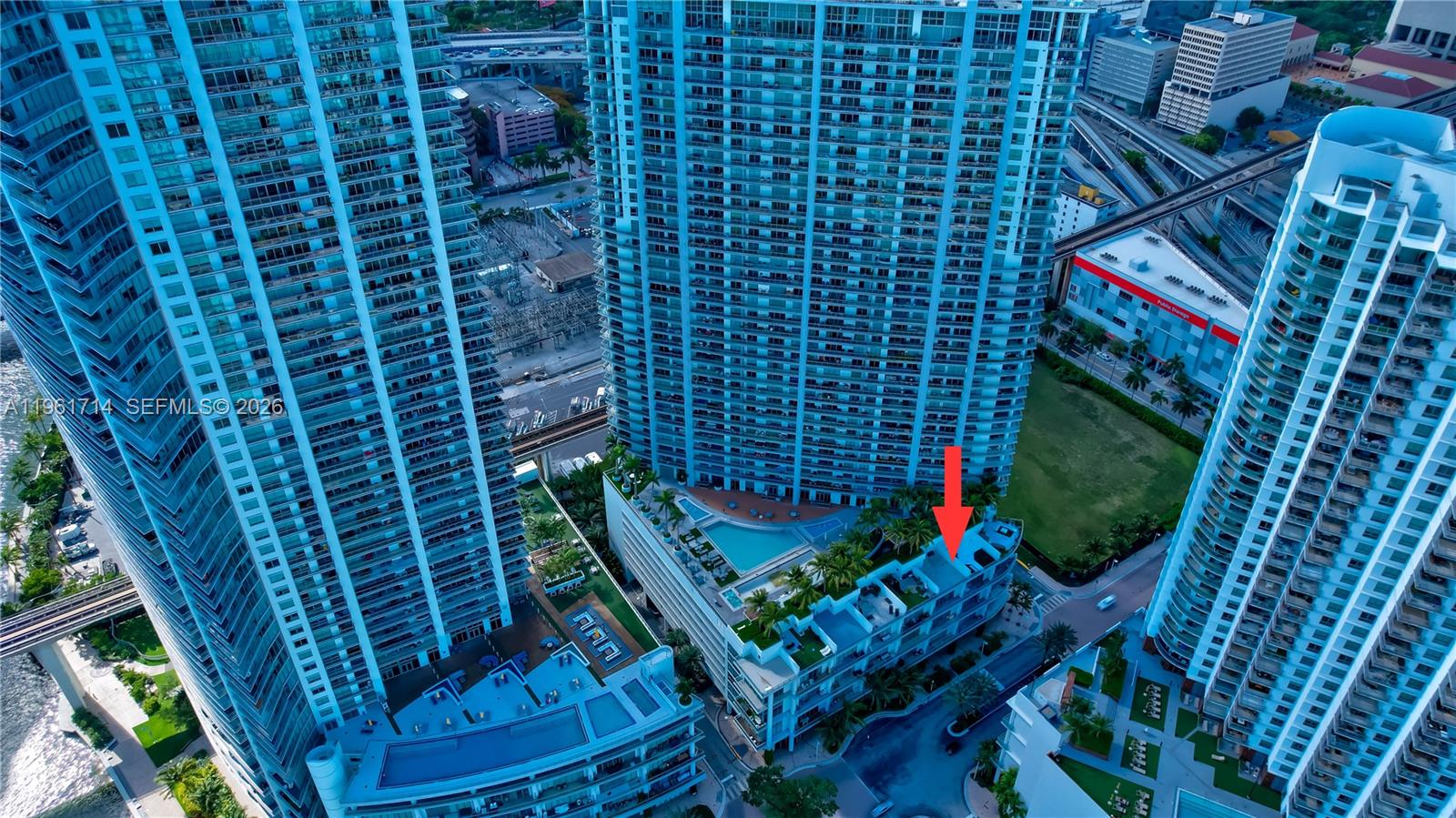 image The Ivy at Riverfront37