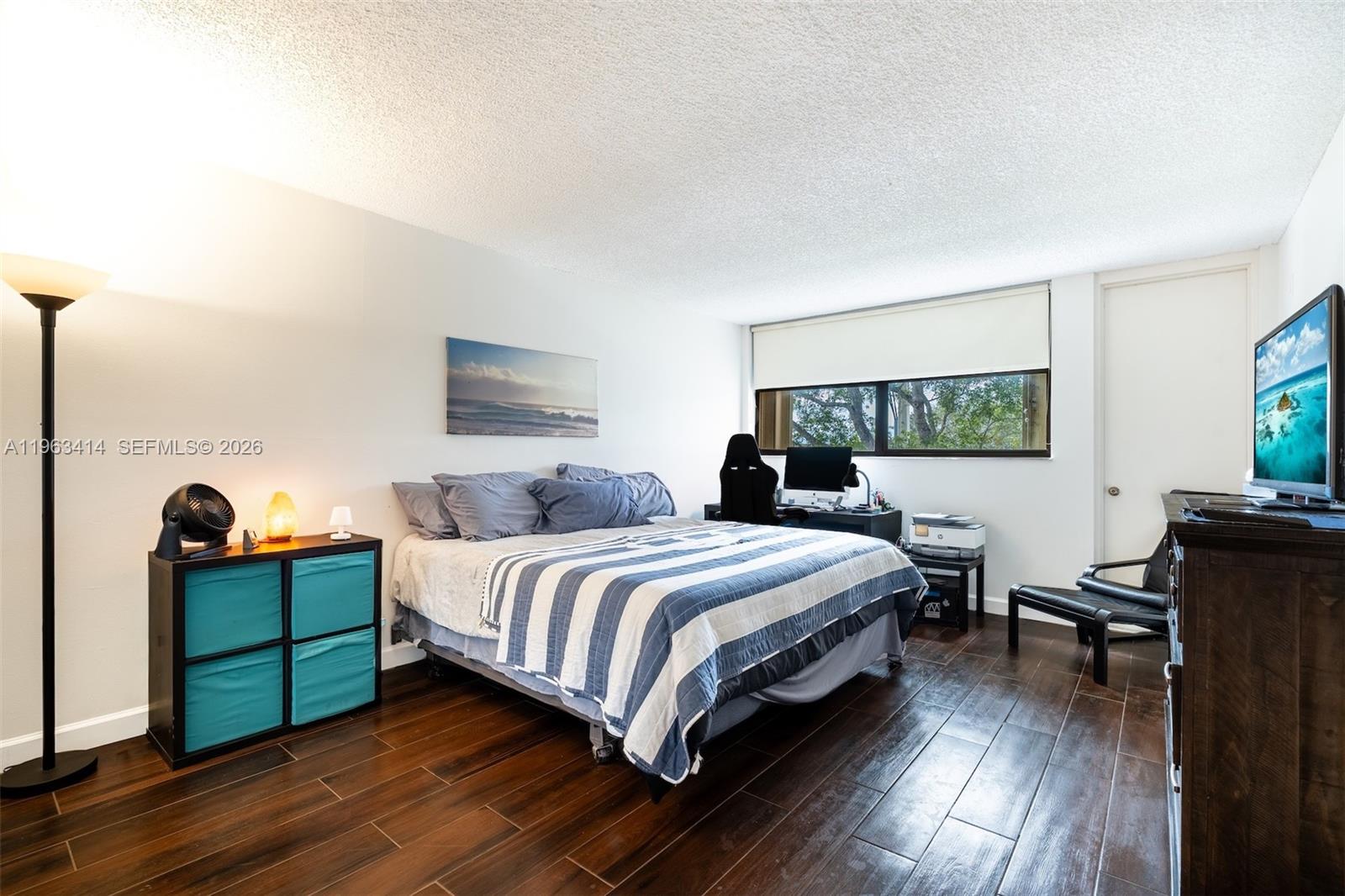 16475 Golf Clb Rd #307 Weston, FL 33326