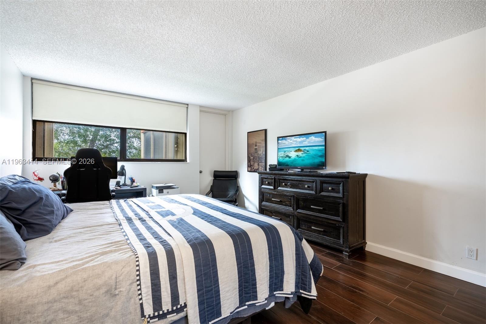 16475 Golf Clb Rd #307 Weston, FL 33326