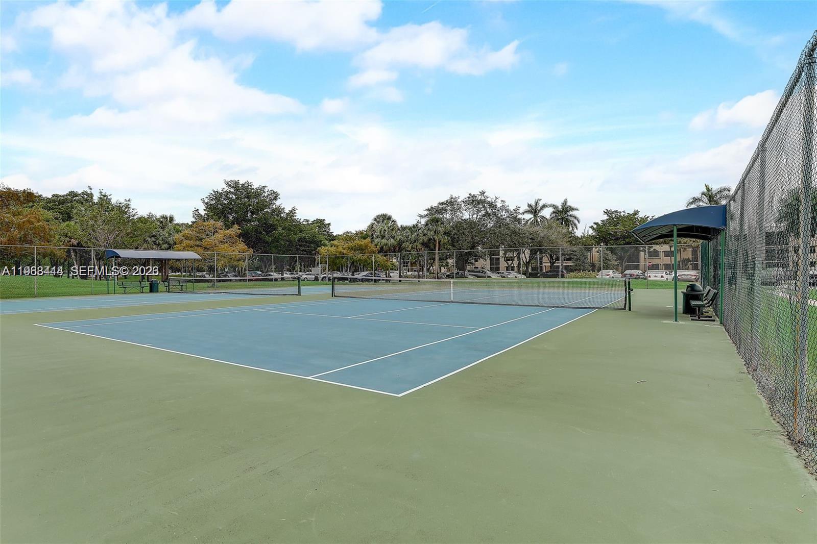 16475 Golf Clb Rd #307 Weston, FL 33326