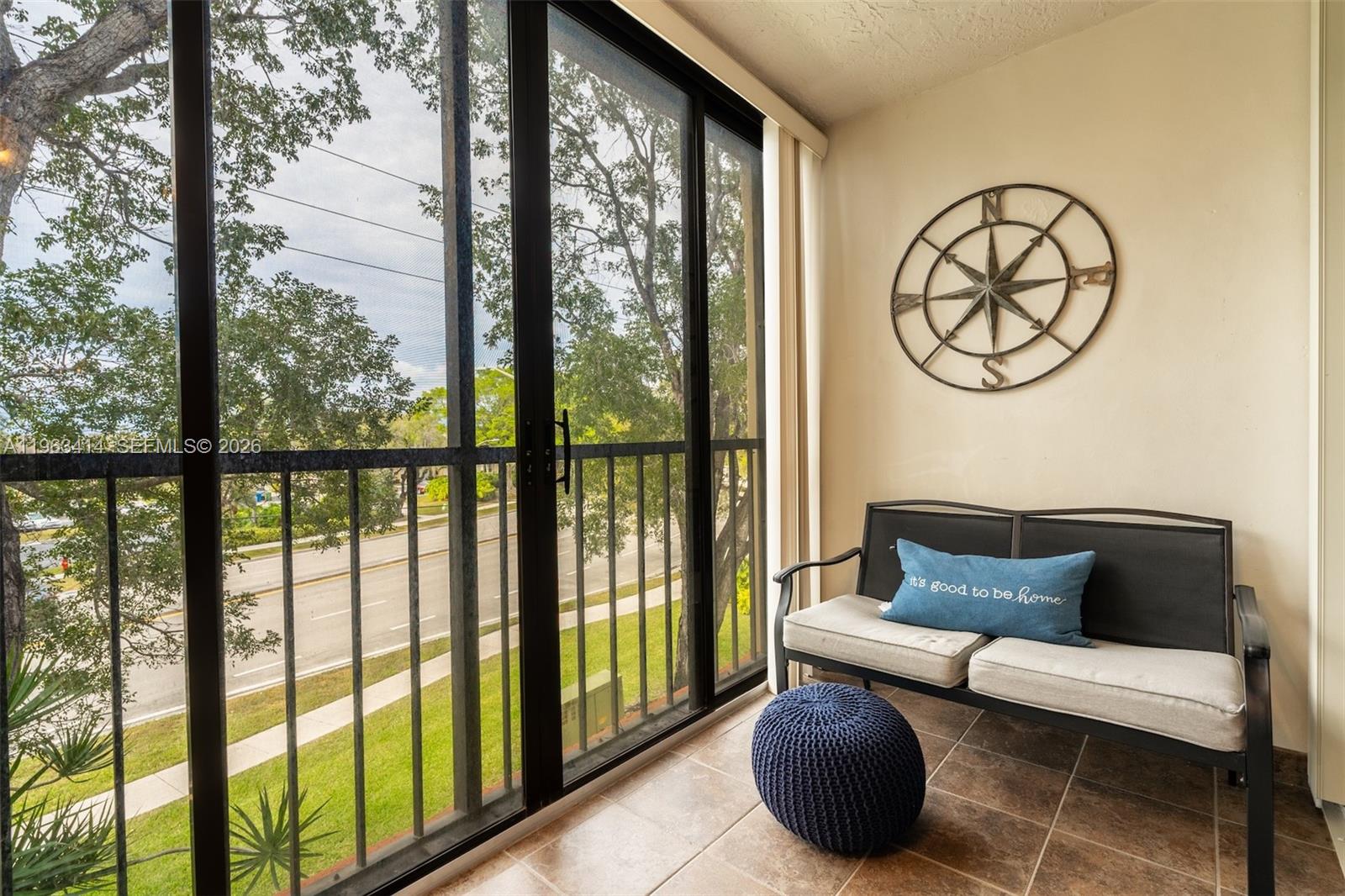 16475 Golf Clb Rd #307 Weston, FL 33326