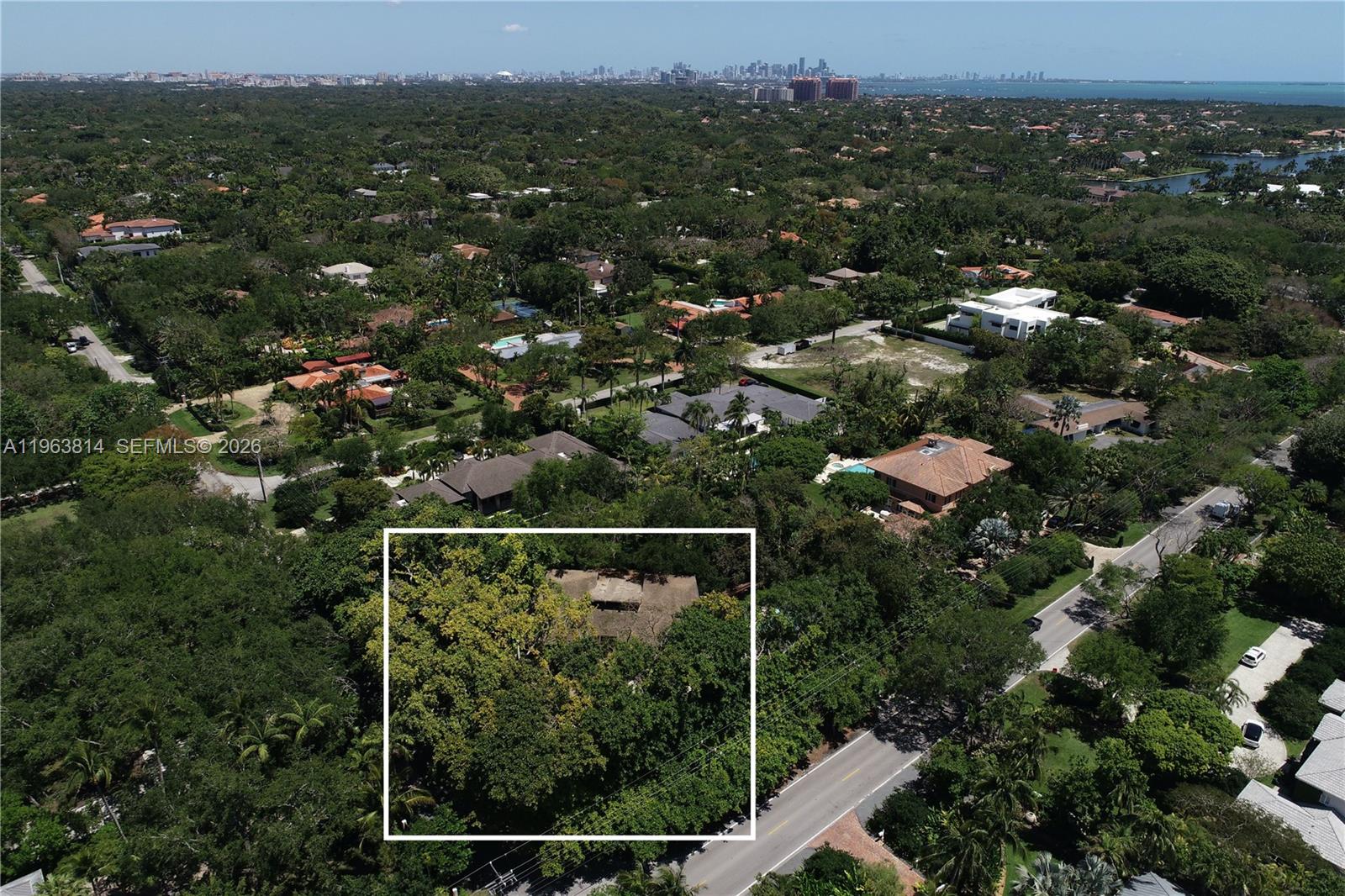 4895 SW 88th St Miami, FL 33156