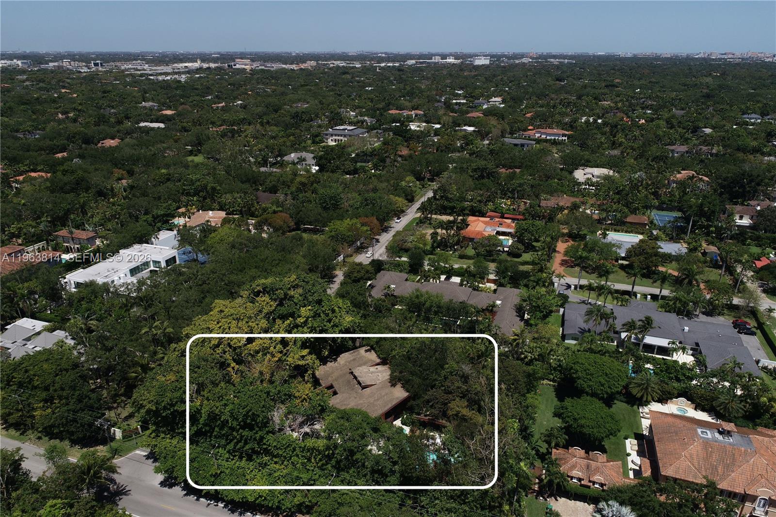 4895 SW 88th St Miami, FL 33156