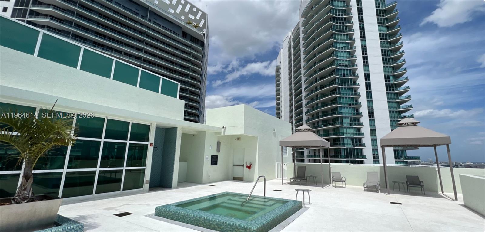 image Emerald at Brickell14
