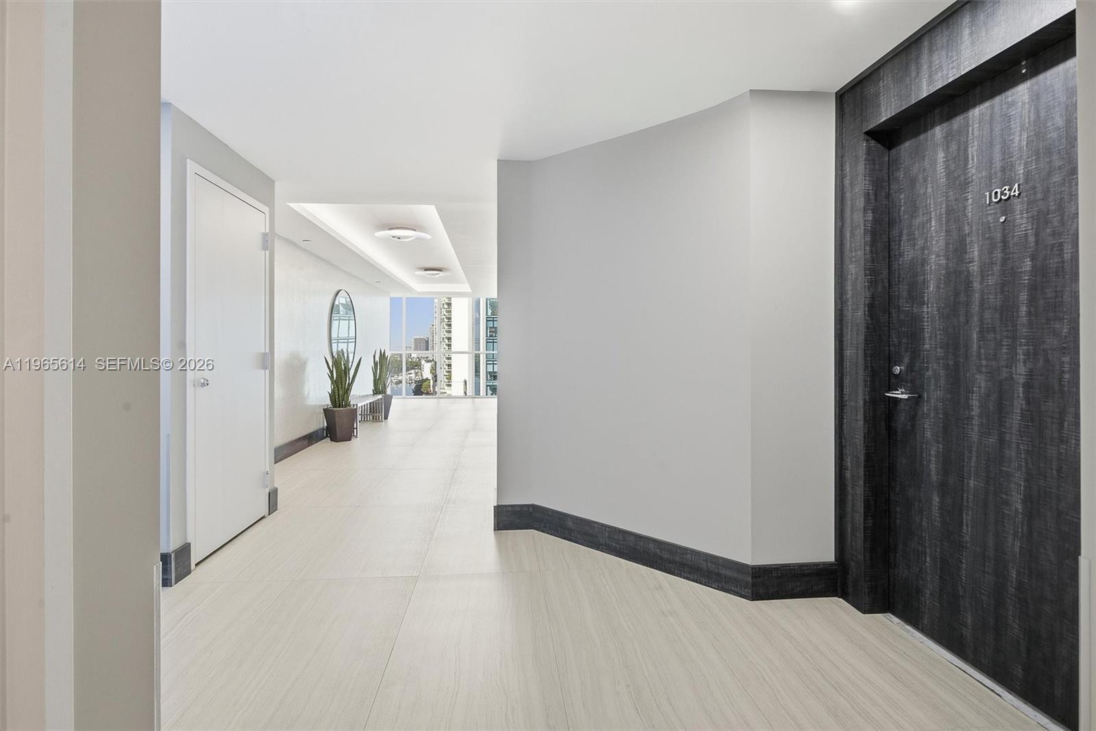 16485 Collins Ave #1034 Sunny Isles Beach, FL 33160