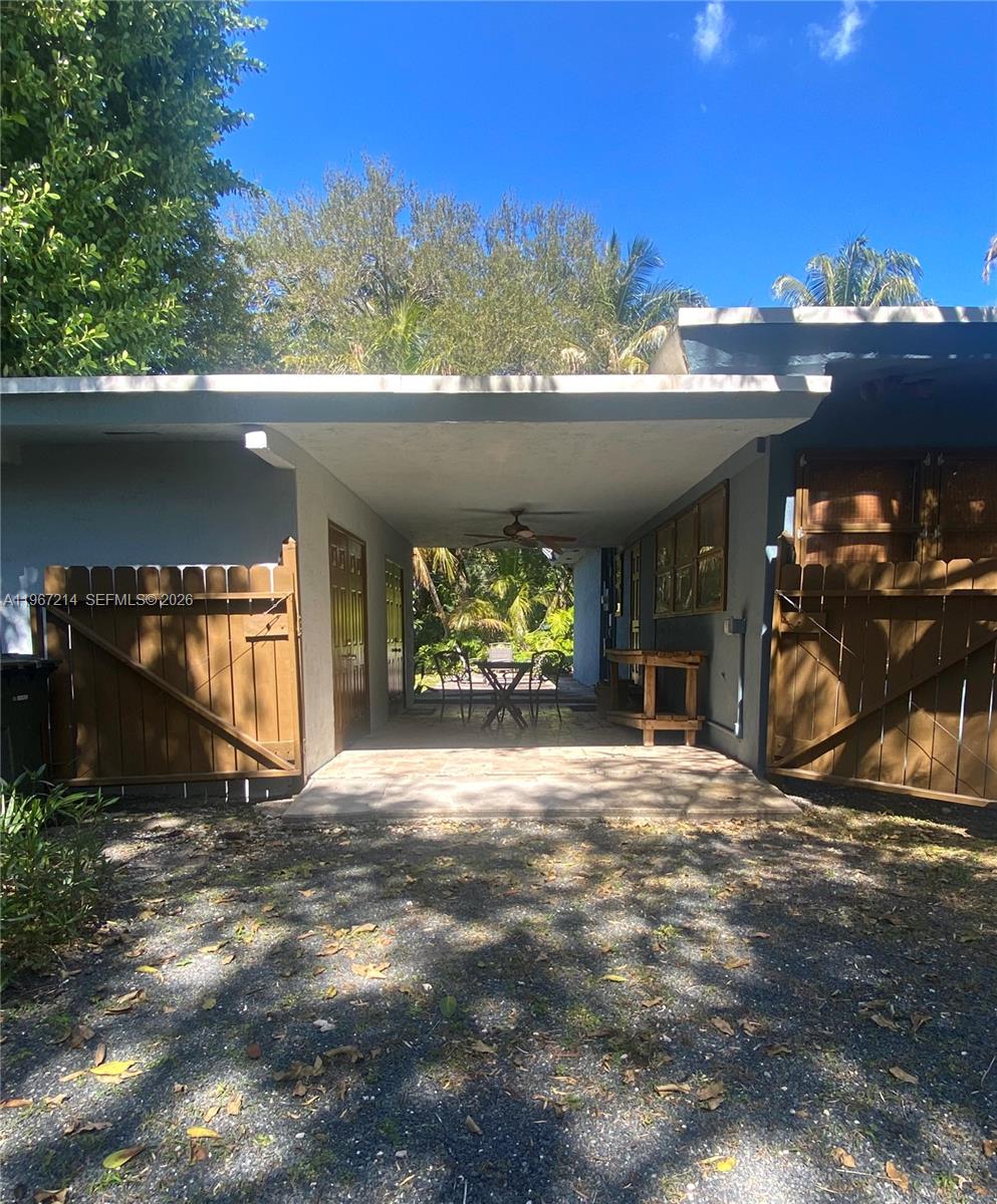 5975 SW 60th St South Miami, FL 33143