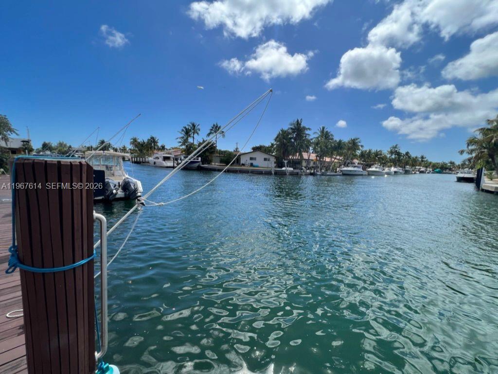 2430 NE 135th St #105