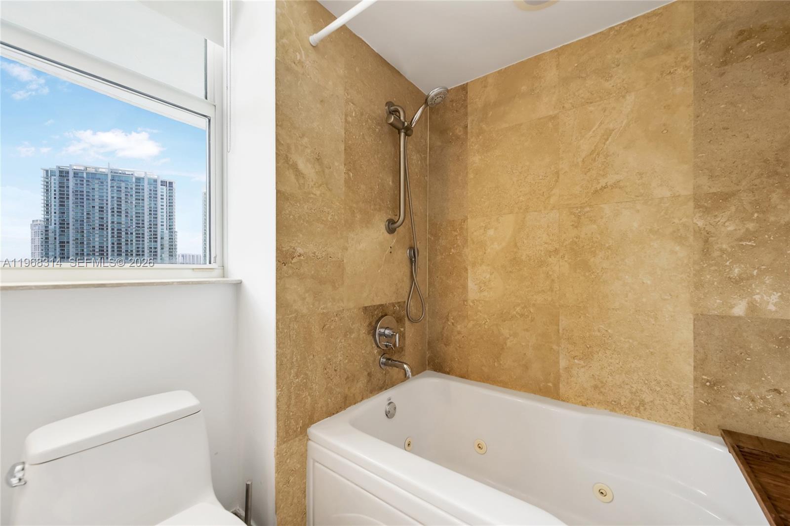 image Brickell on the River South38