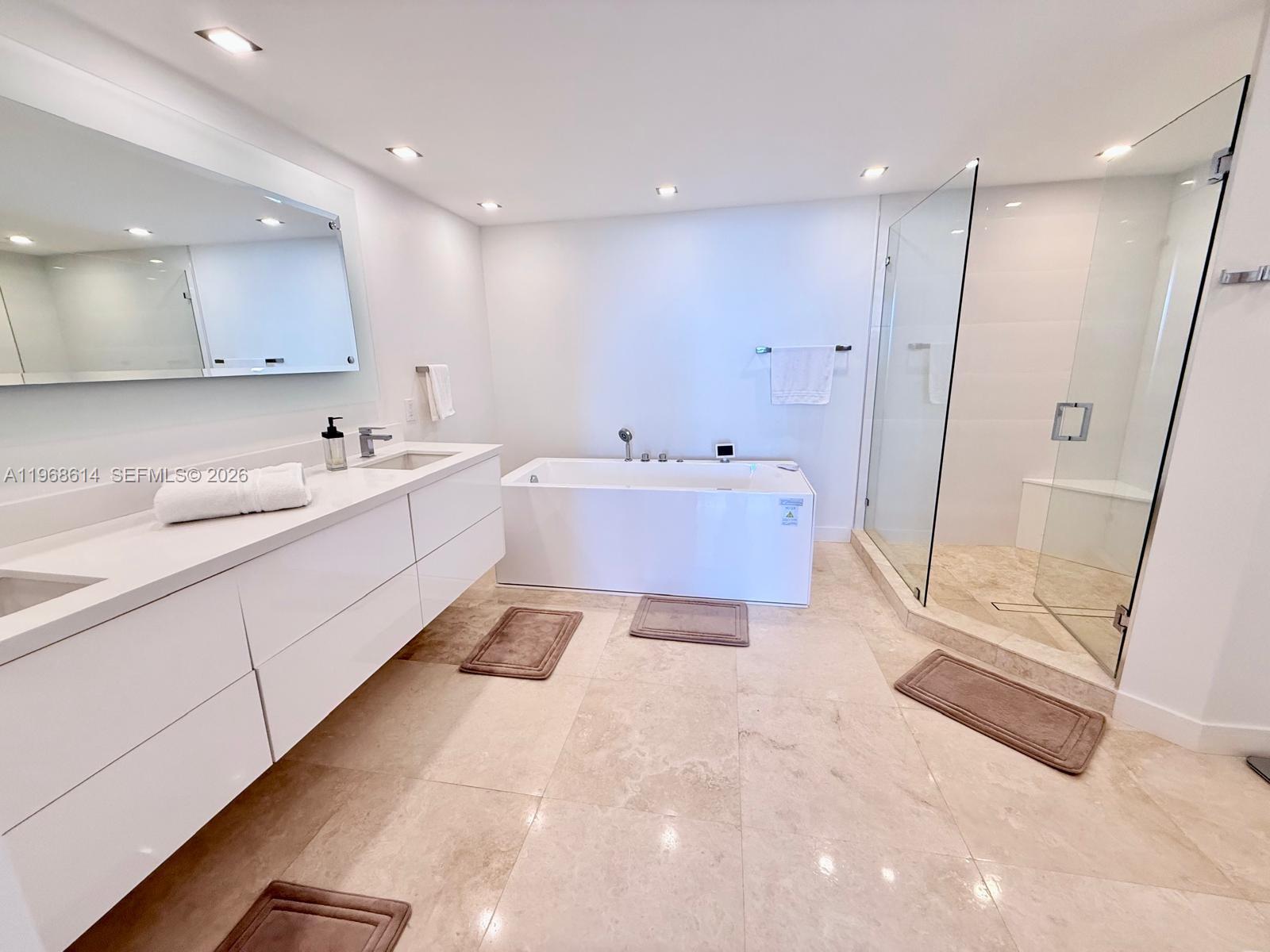 2100 N Ocean Blvd #12D Fort Lauderdale, FL 33305