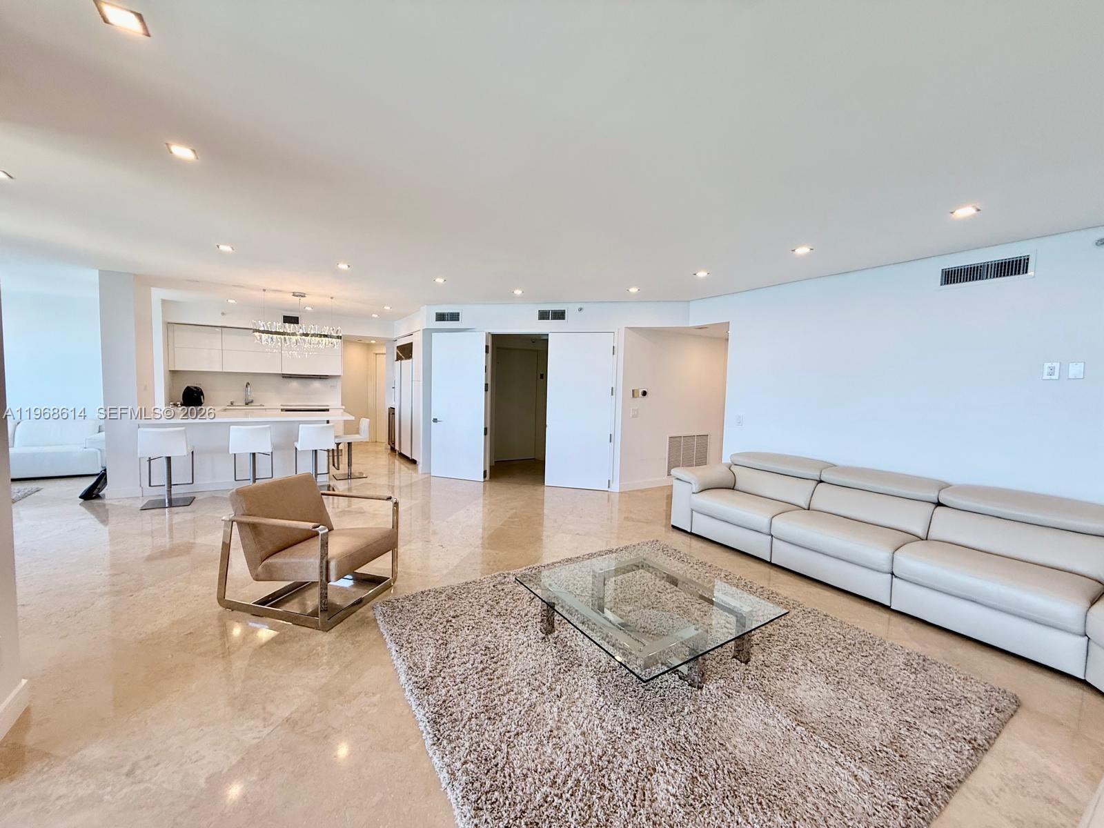 2100 N Ocean Blvd #12D Fort Lauderdale, FL 33305