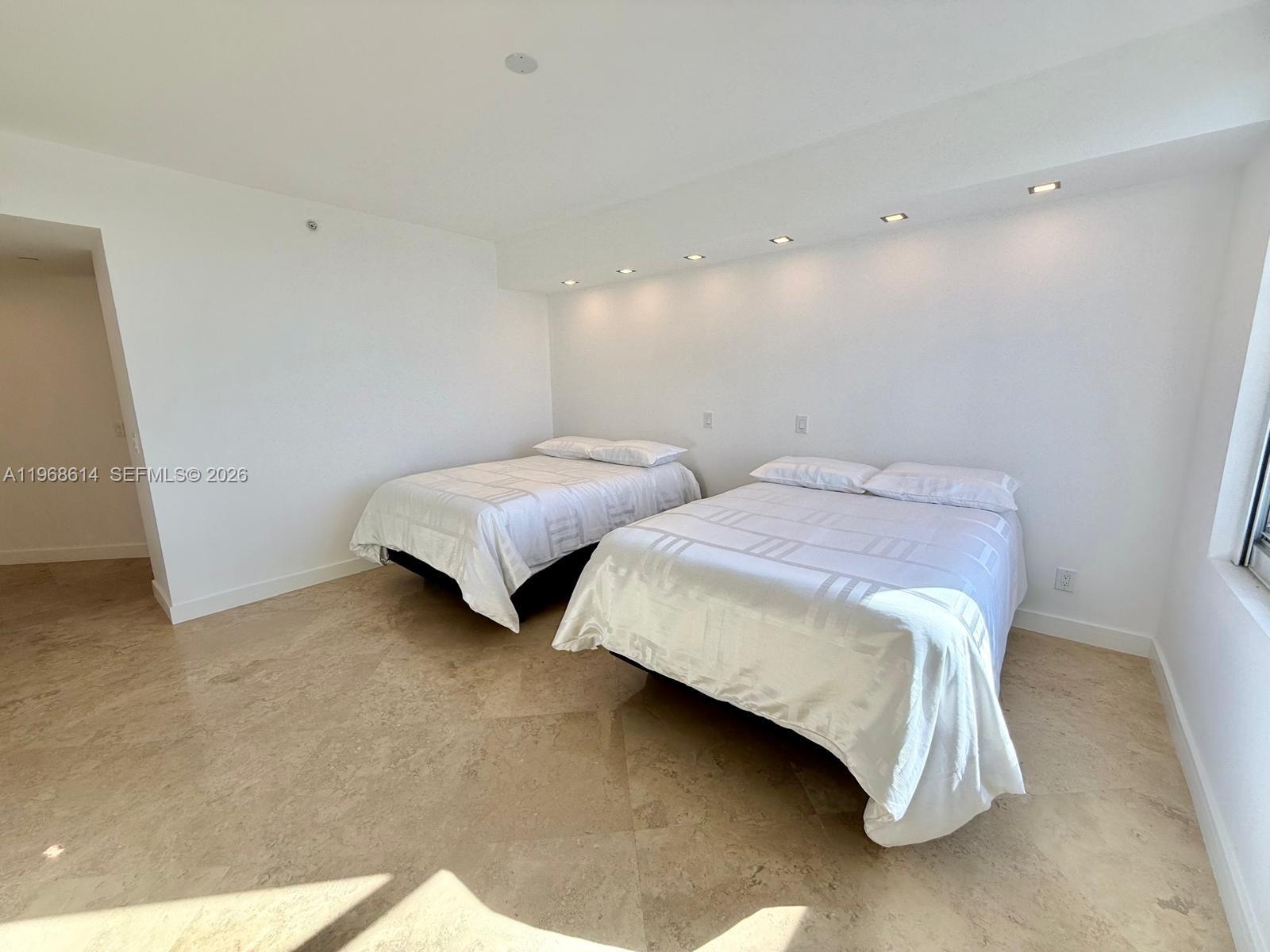 2100 N Ocean Blvd #12D Fort Lauderdale, FL 33305