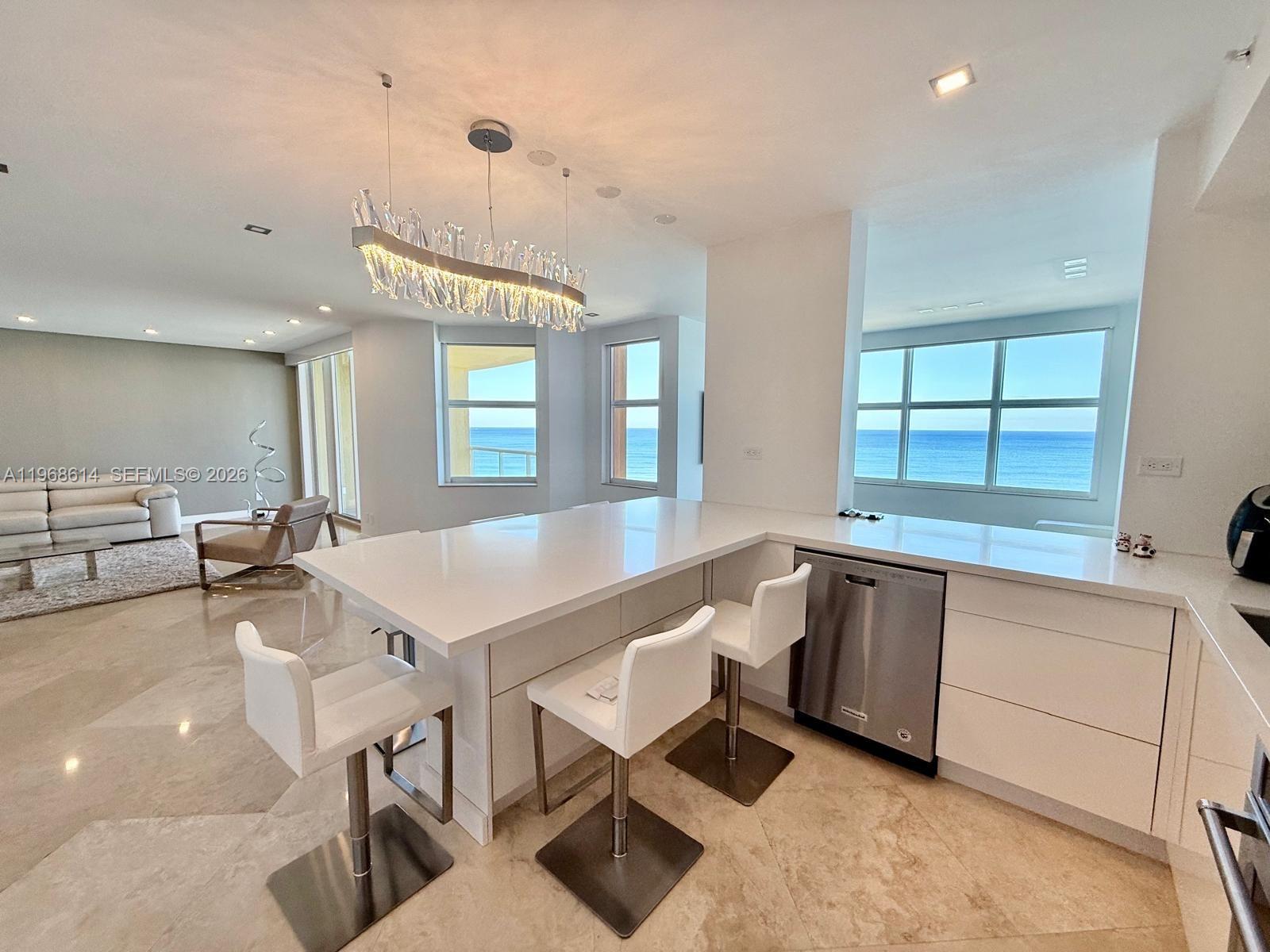 2100 N Ocean Blvd #12D Fort Lauderdale, FL 33305