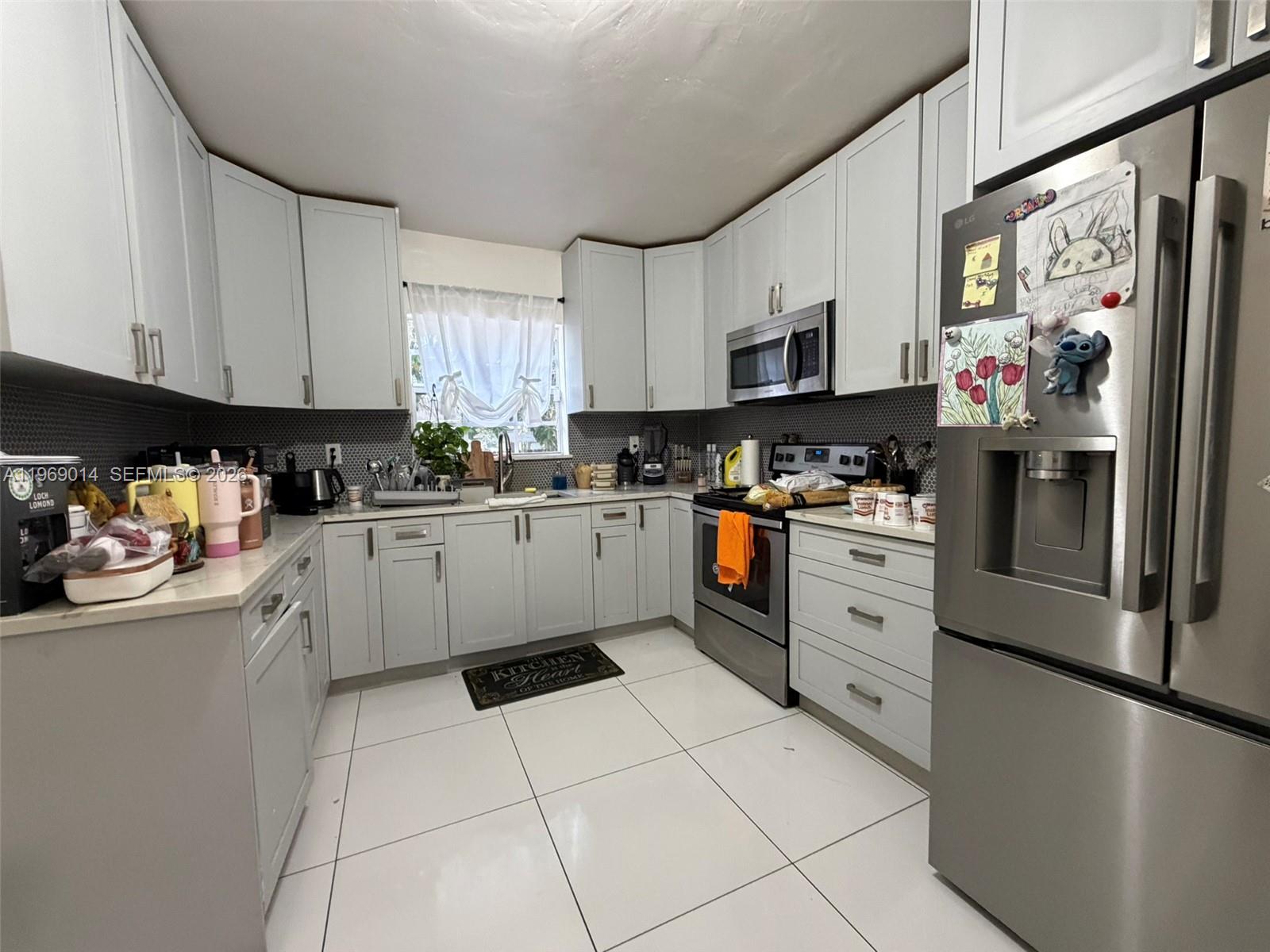 1249 NW 42nd St Miami, FL 33142