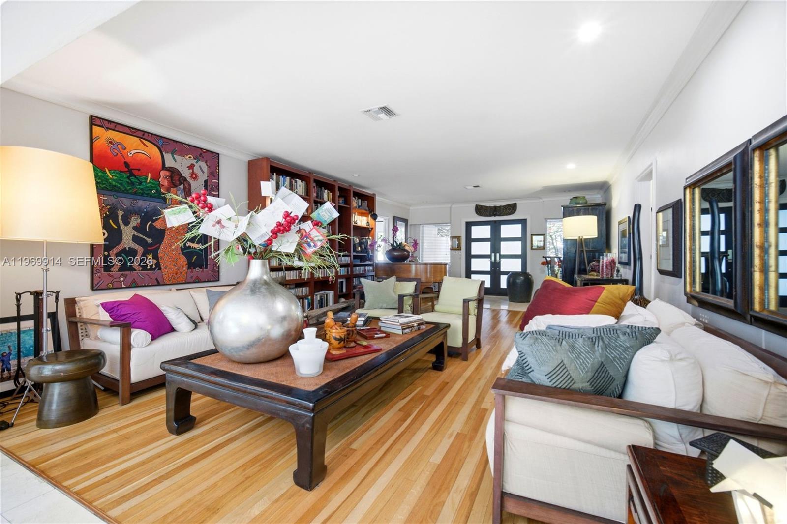 3730 Solana Rd Miami, FL 33133