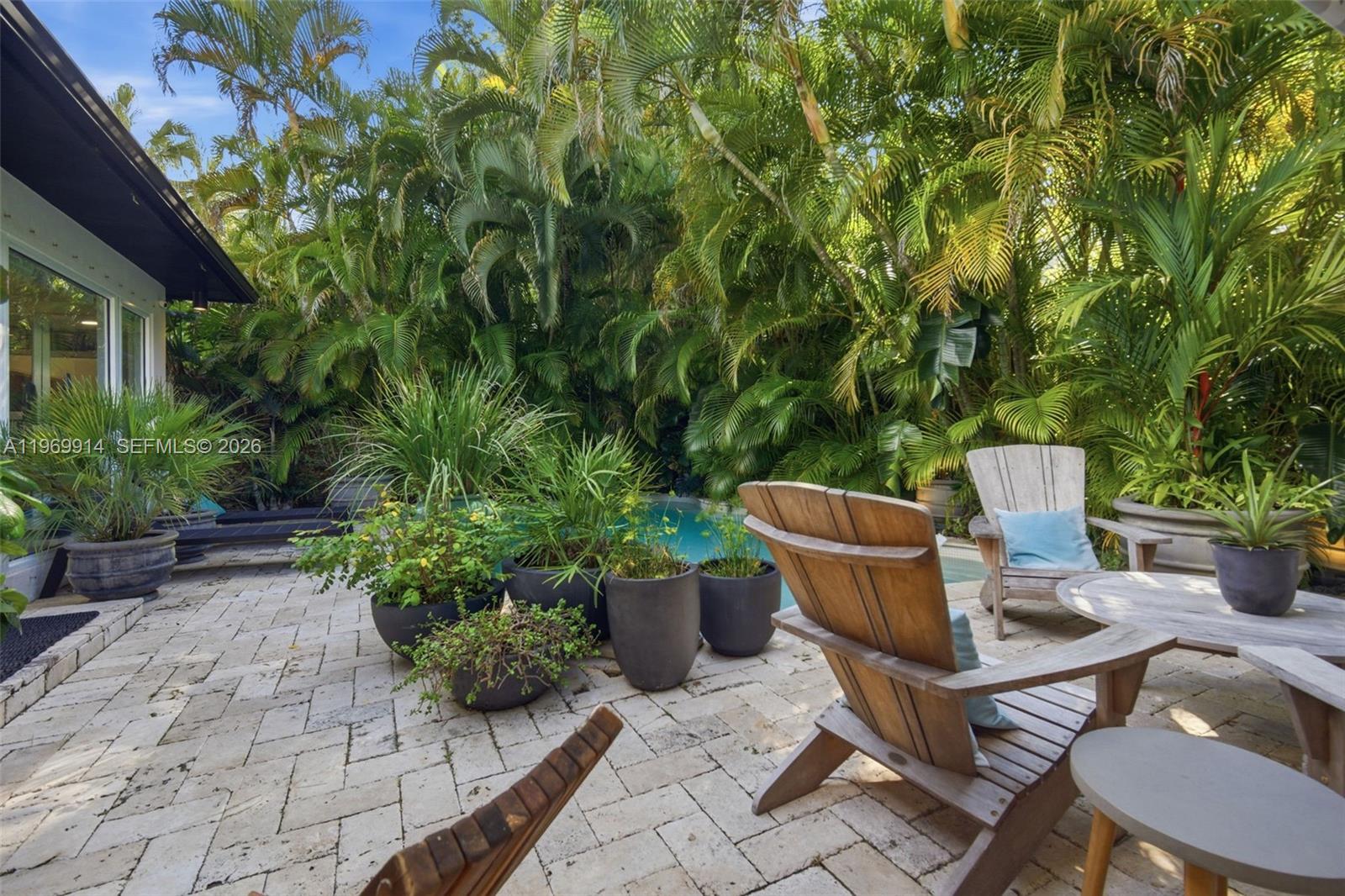 3730 Solana Rd Miami, FL 33133