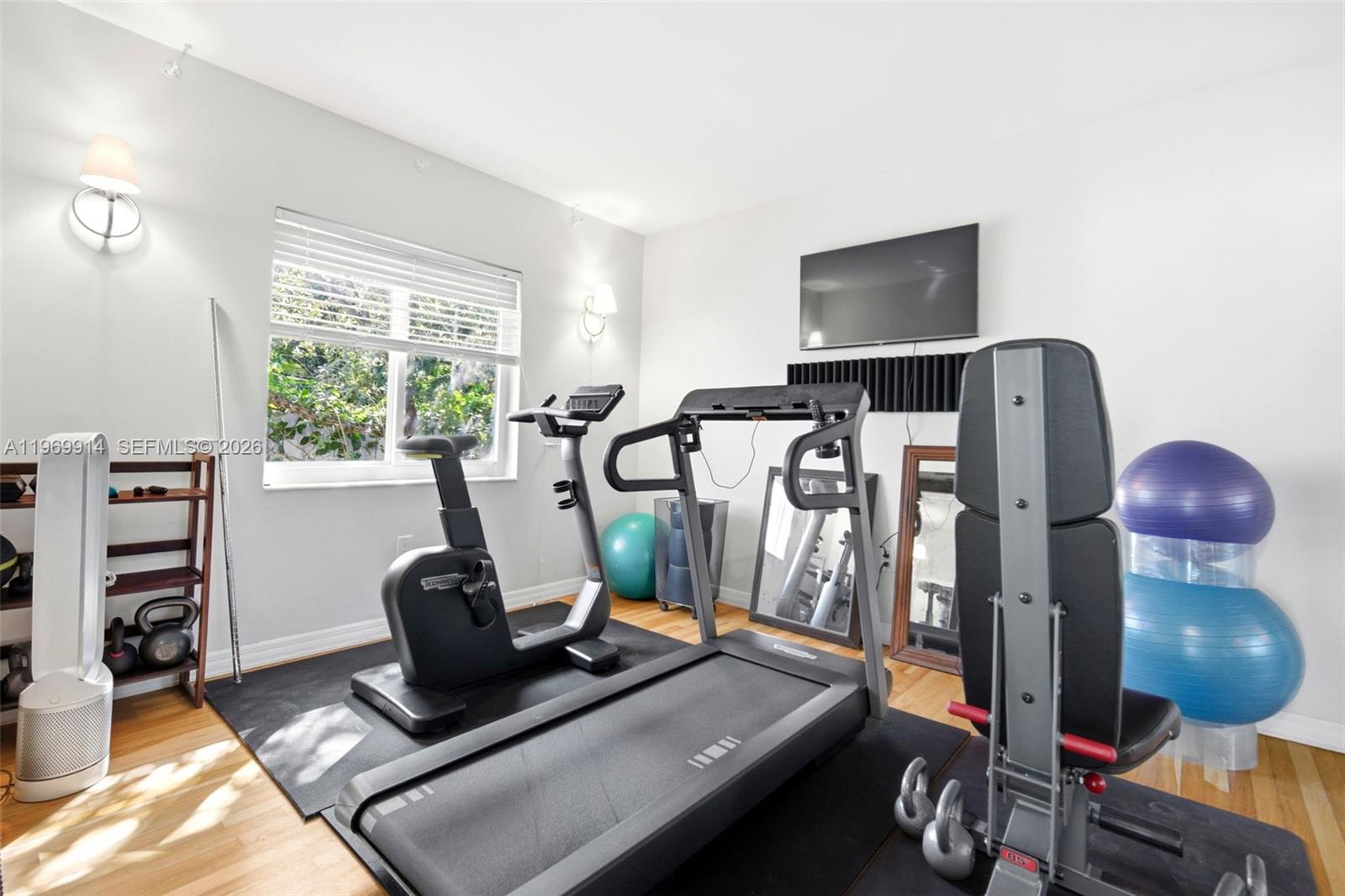 3730 Solana Rd Miami, FL 33133