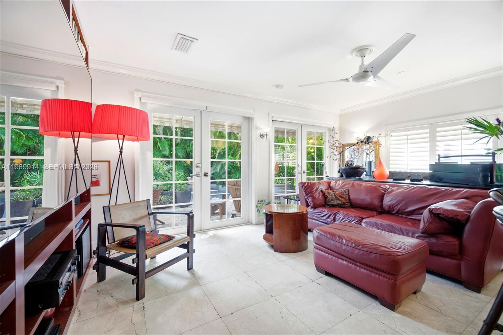 3730 Solana Rd Miami, FL 33133