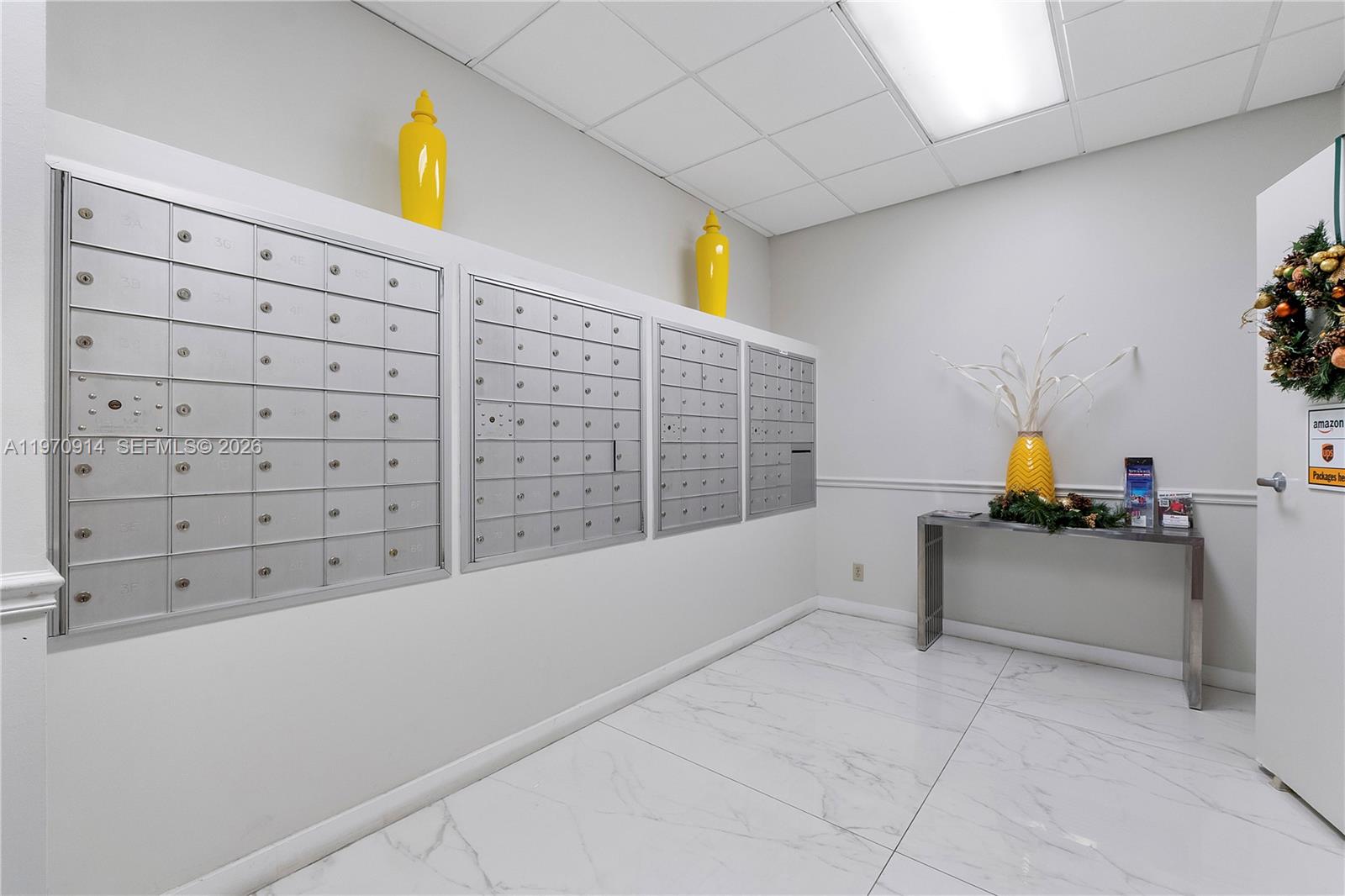 336 N Birch Rd #PH Fort Lauderdale, FL 33304