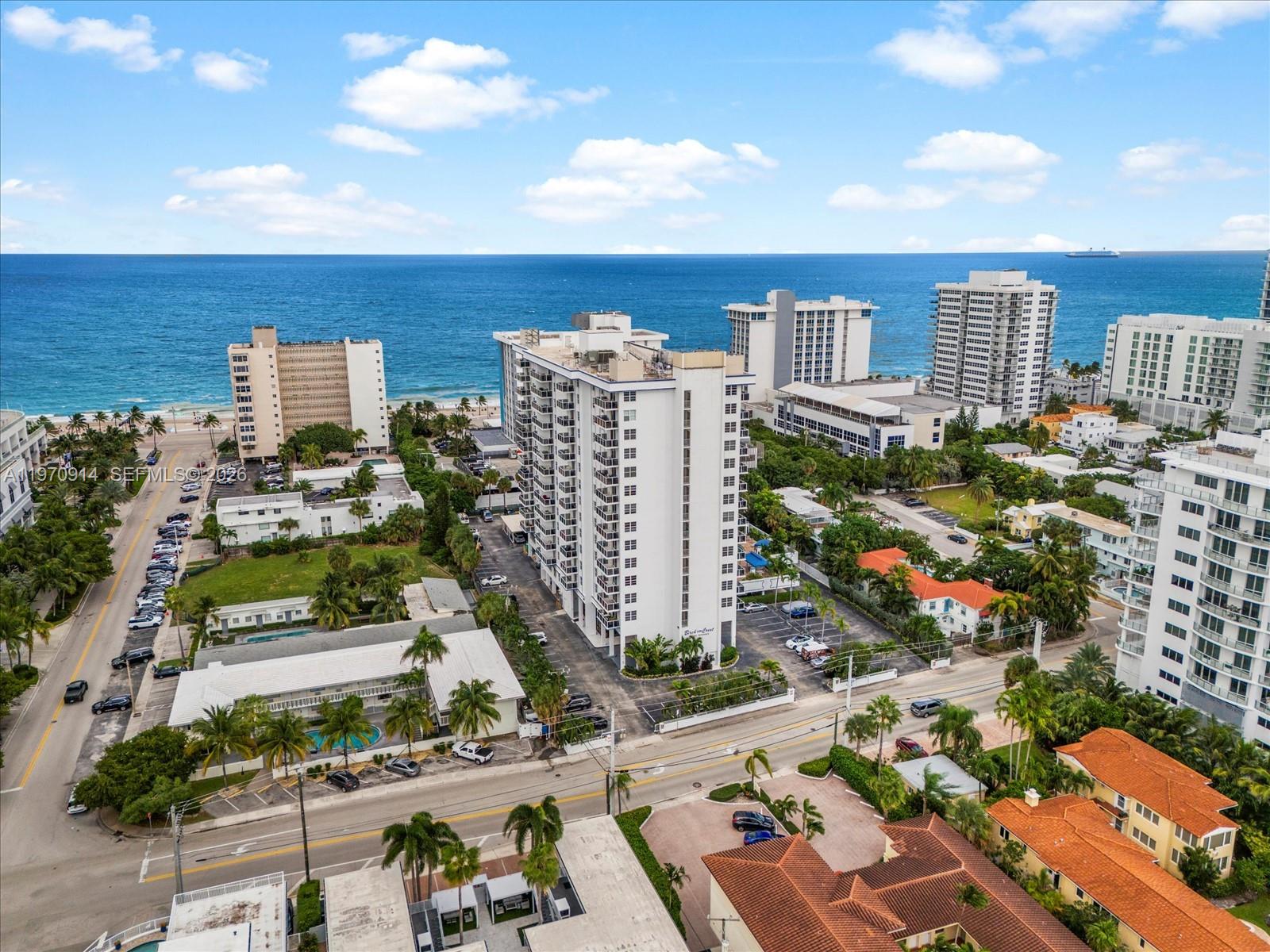 336 N Birch Rd #PH Fort Lauderdale, FL 33304