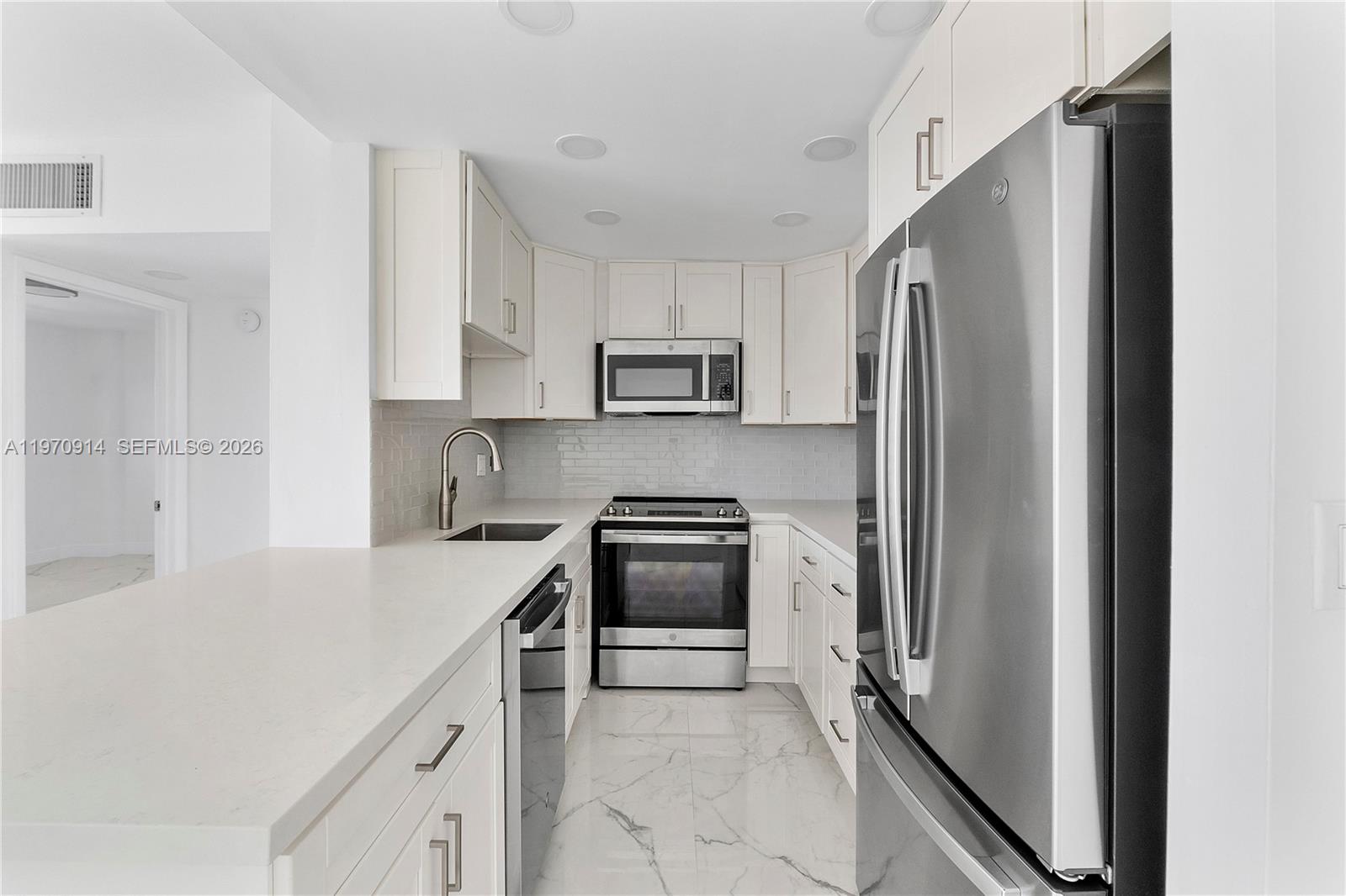 336 N Birch Rd #PH Fort Lauderdale, FL 33304