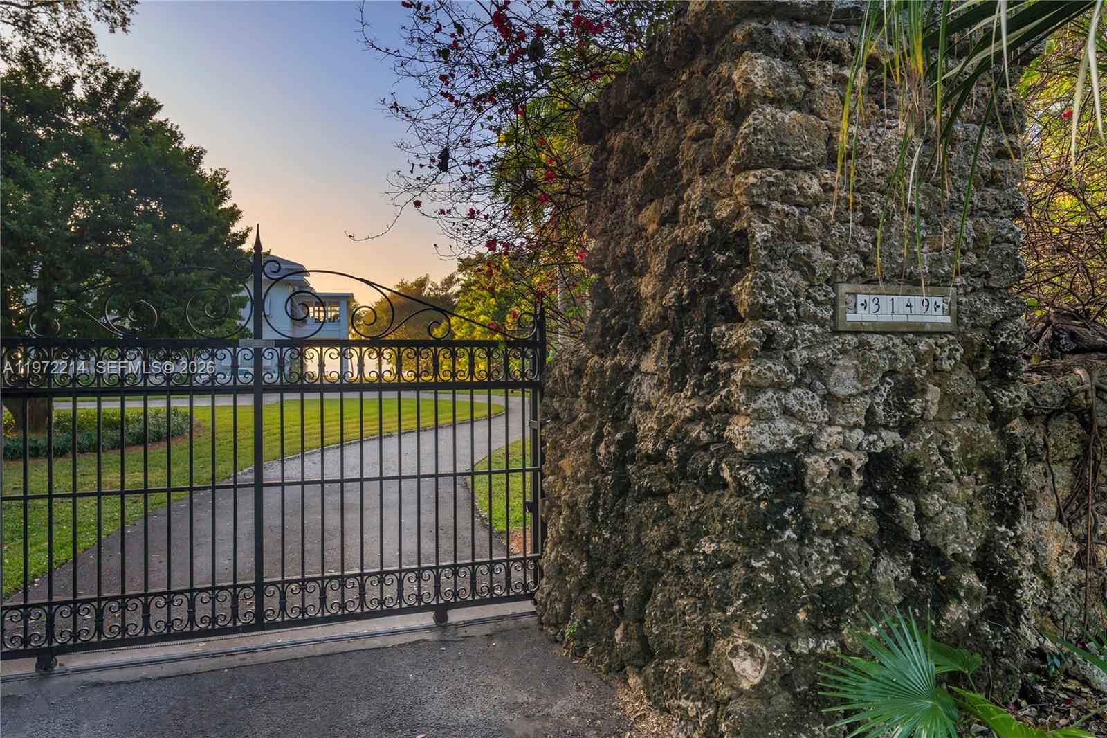 3149 Brickell Ave Miami, FL 33129