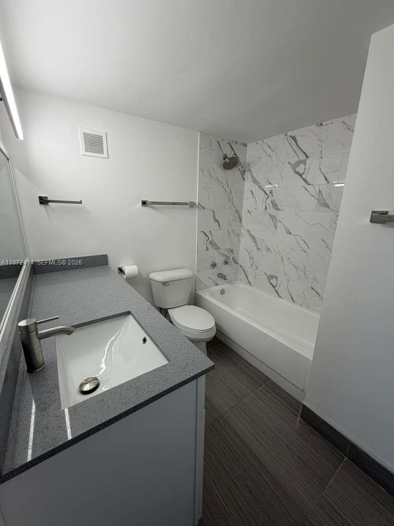 1200 West Ave #406 Miami Beach, FL 33139