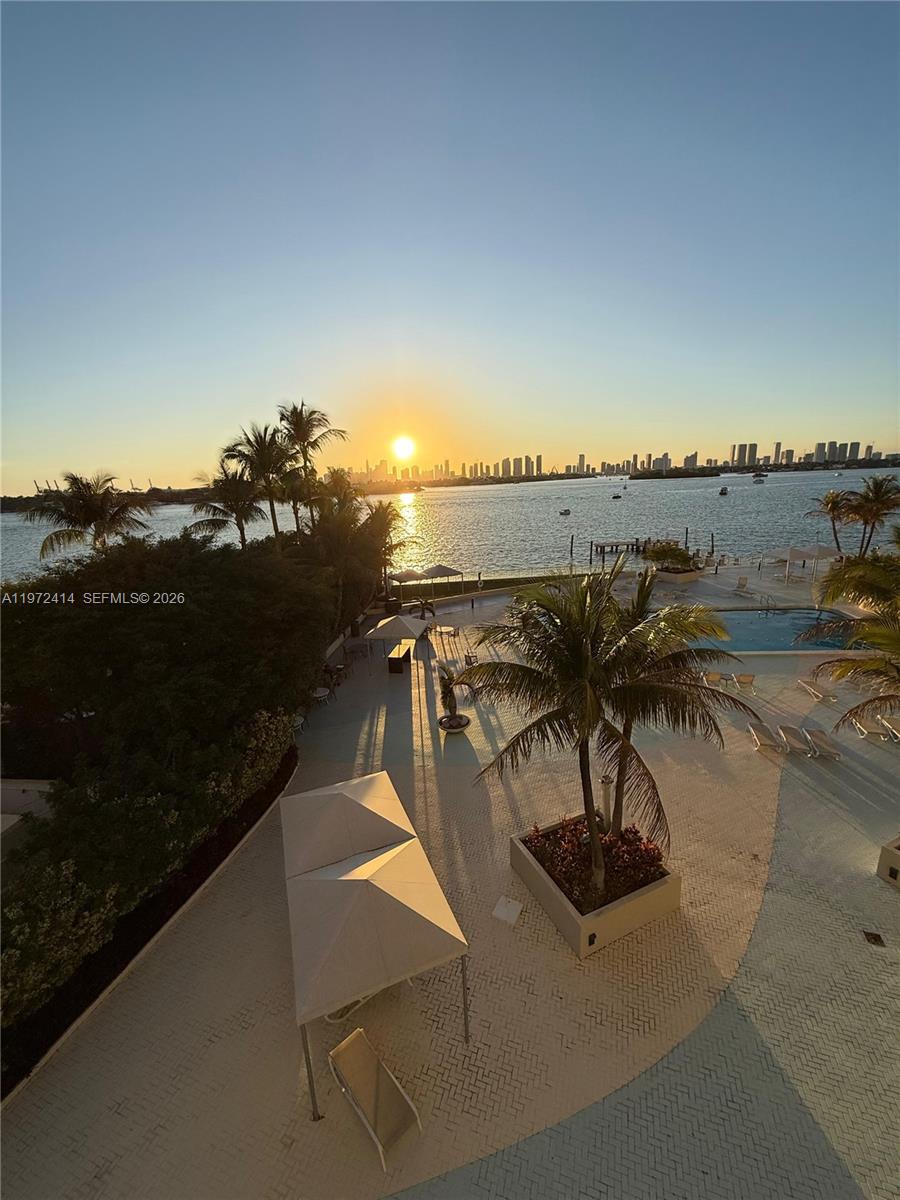 1200 West Ave #406 Miami Beach, FL 33139