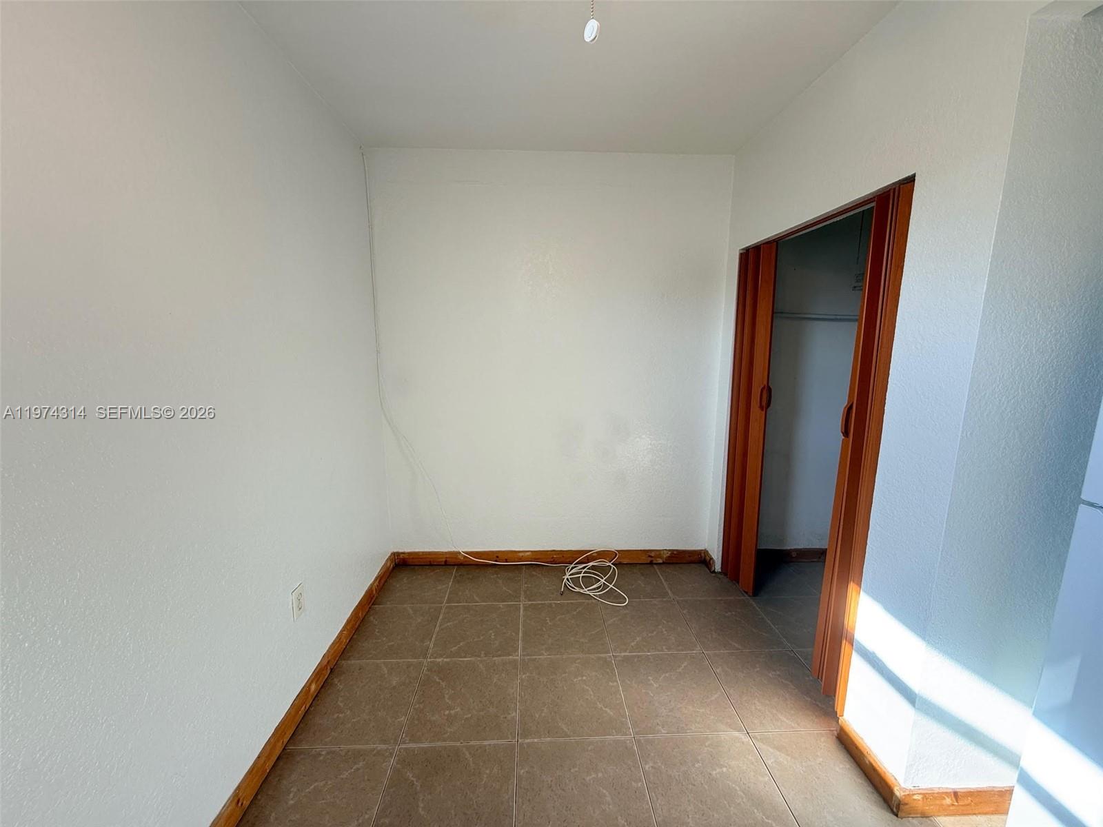 1612 NE 169th St #1 North Miami Beach, FL 33162