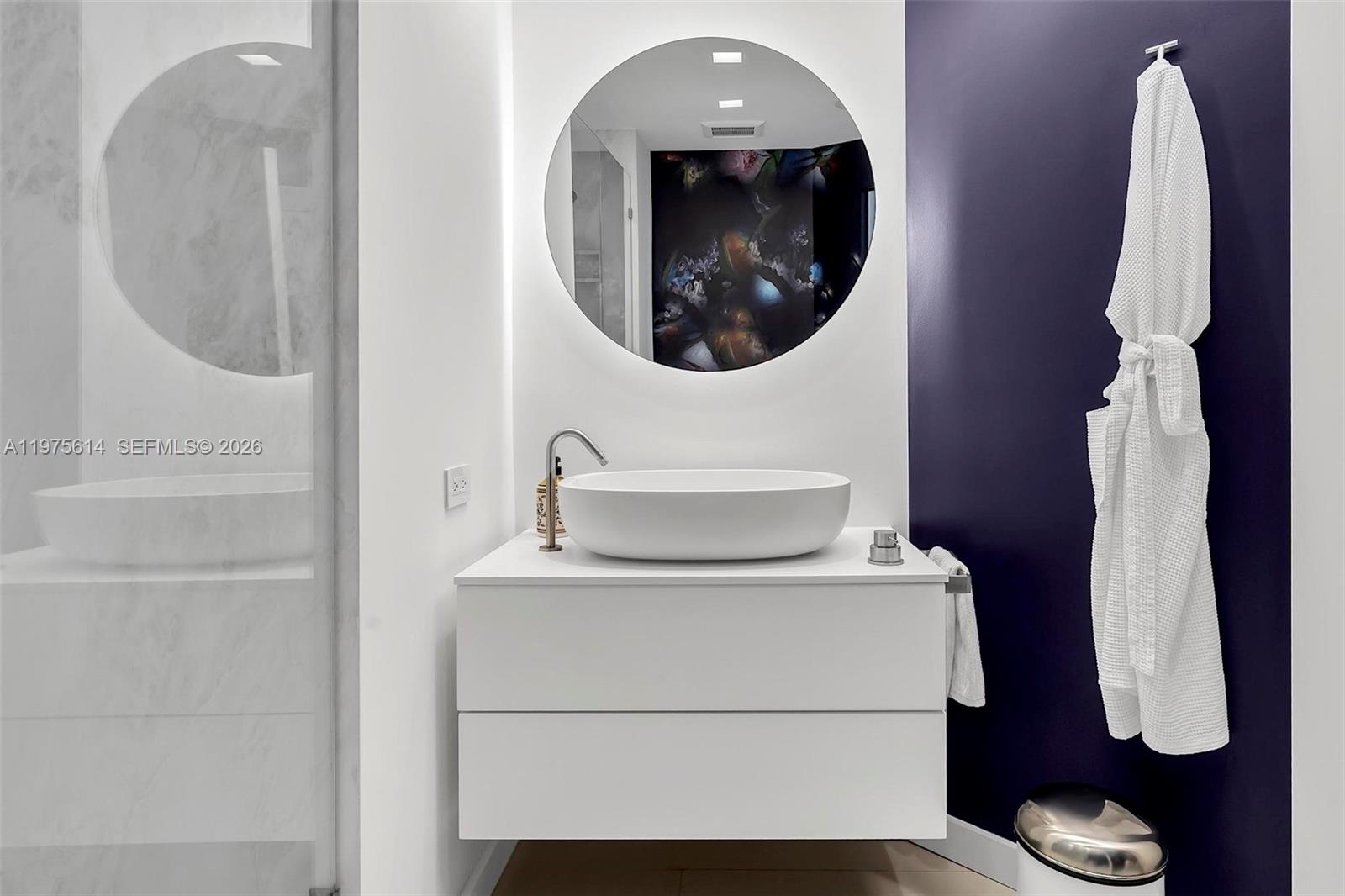 10 Venetian Way #904 Miami Beach, FL 33139