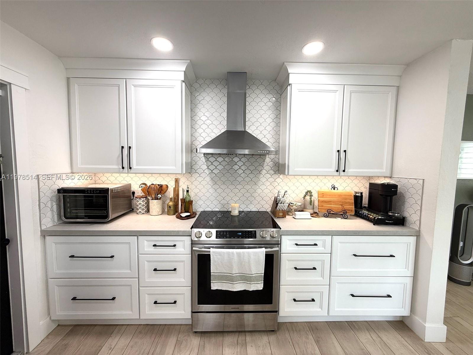 6545 SW 27th St Miami, FL 33155