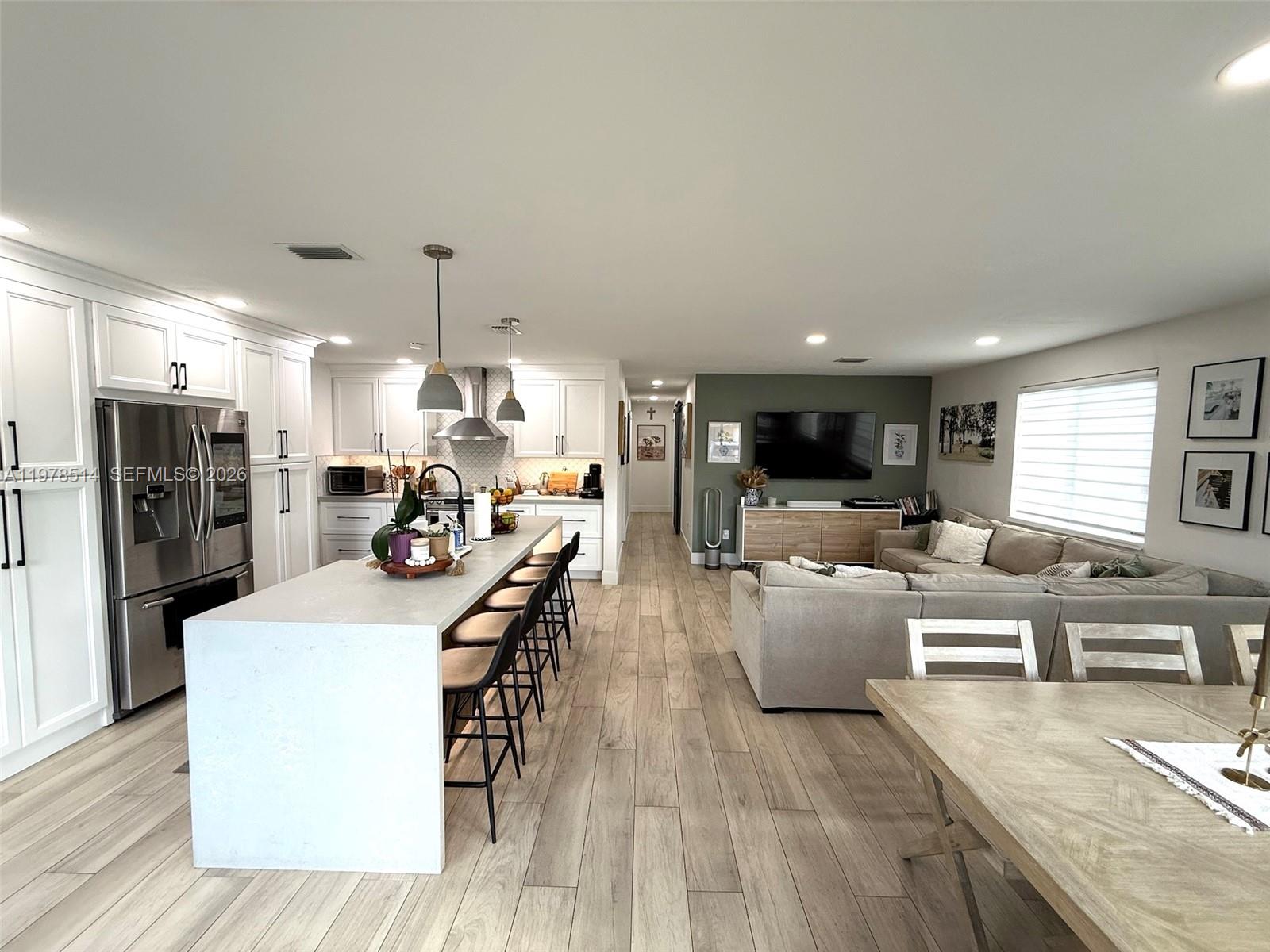 6545 SW 27th St Miami, FL 33155