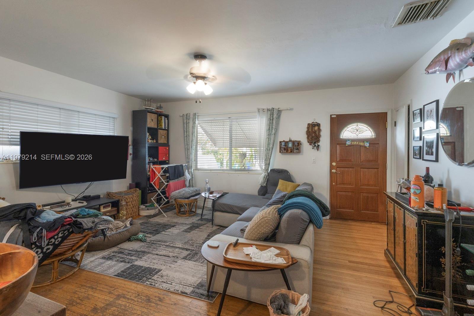 2710 SW 28th Ct Miami, FL 33133