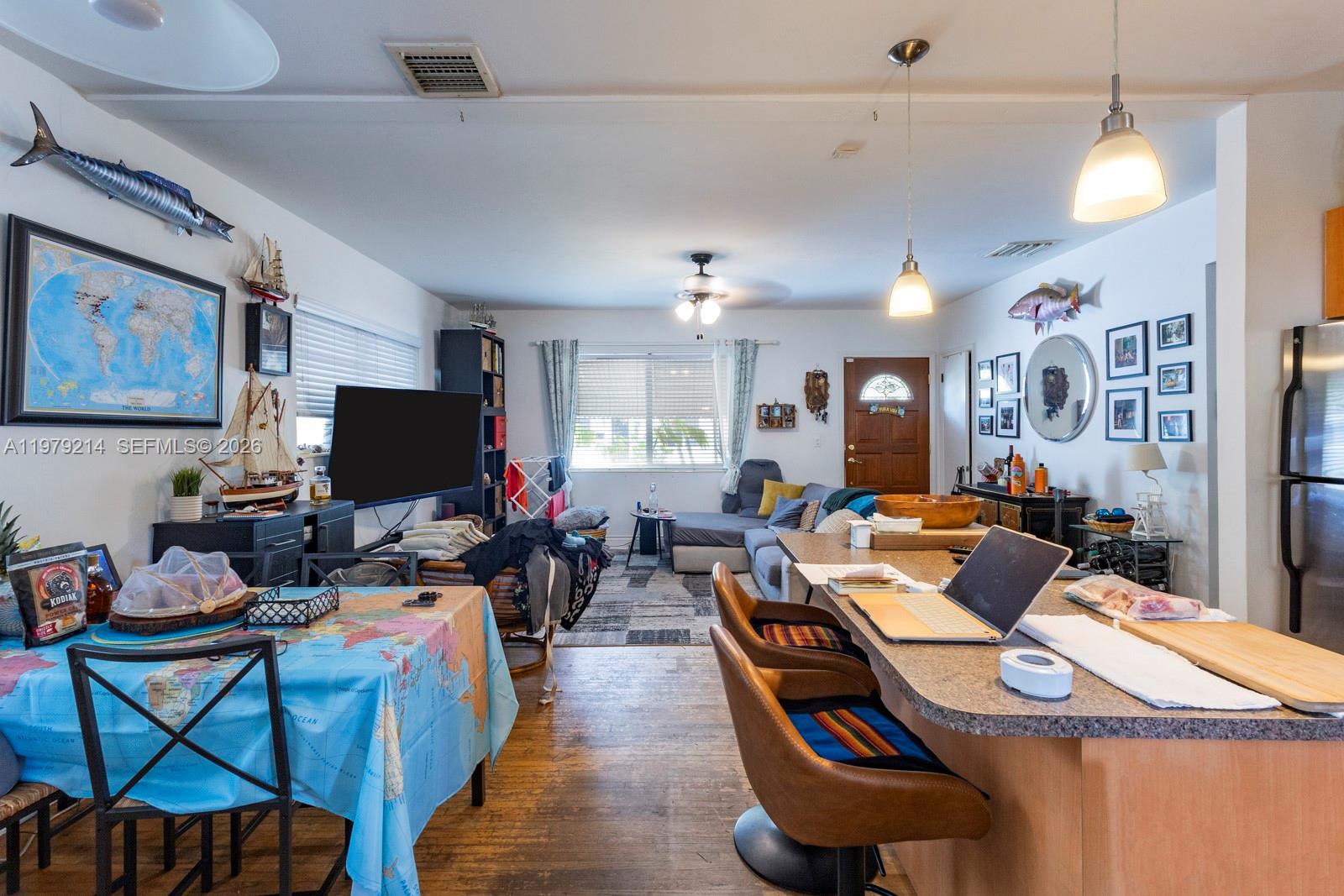 2710 SW 28th Ct Miami, FL 33133