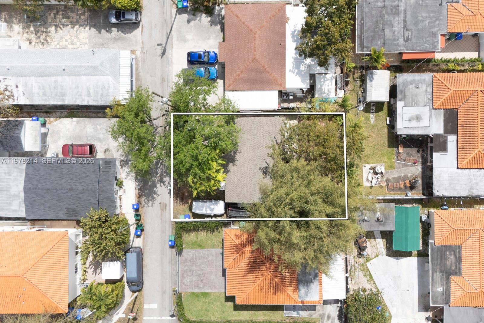 2710 SW 28th Ct Miami, FL 33133