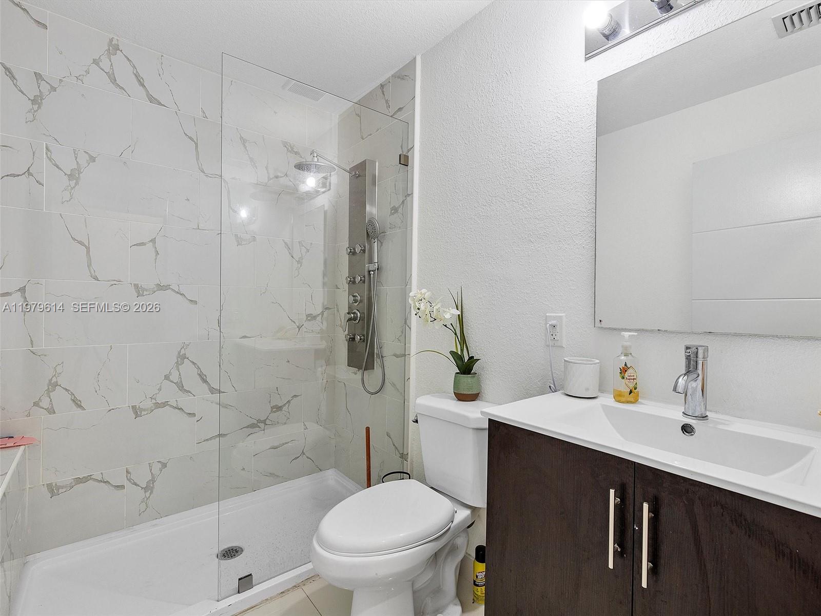 25888 SW 139th Pth Homestead, FL 33032