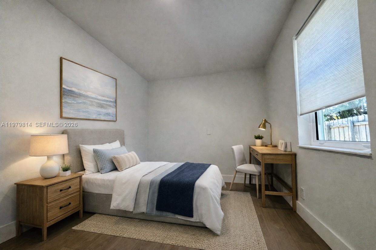 1400 N 70th Ter Hollywood, FL 33024