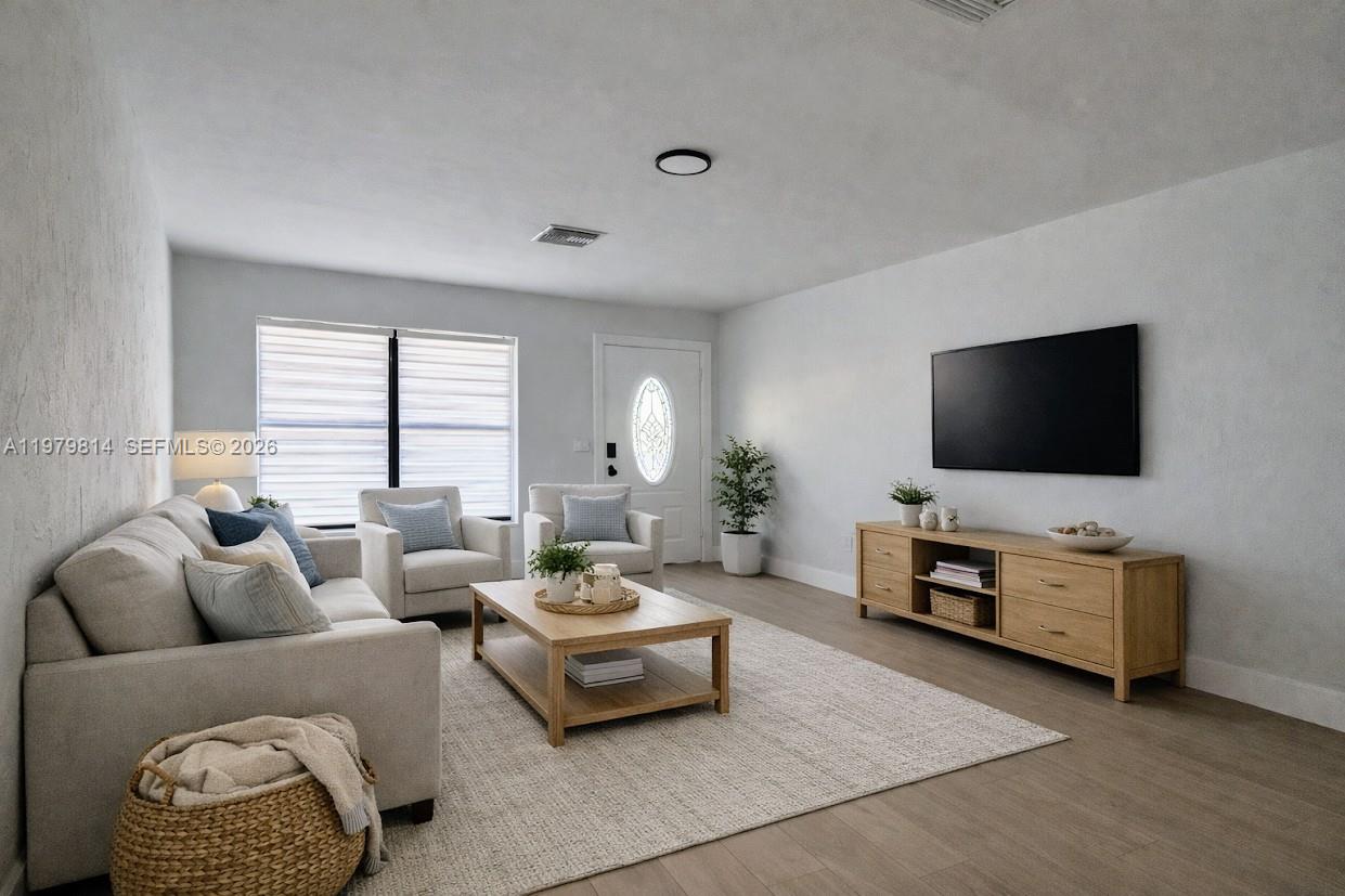 1400 N 70th Ter Hollywood, FL 33024