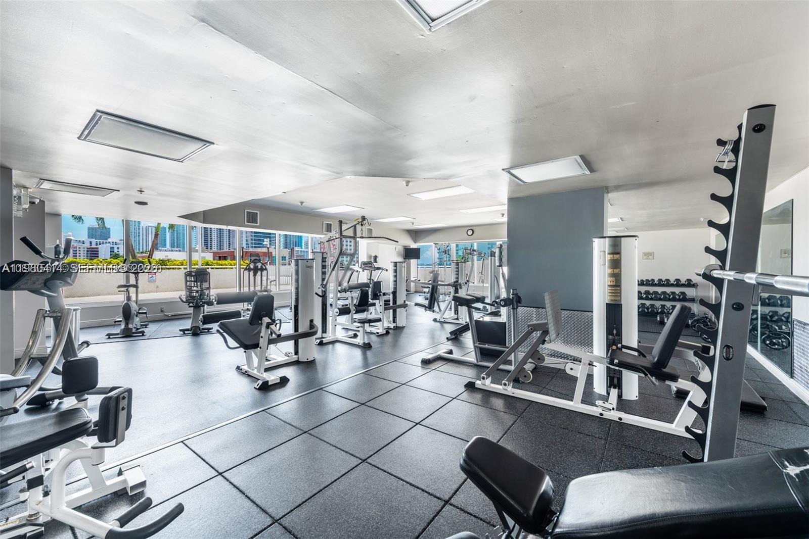 image 1800 Biscayne Plaza29