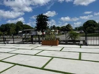 1001 NW 148th St #1001 Miami, FL 33168